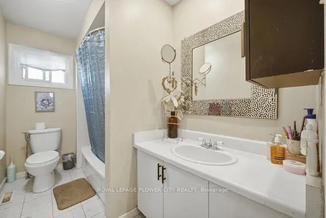Photo 31 of 10 Burnhope Drive, Brampton, Brampton West — HOMEH