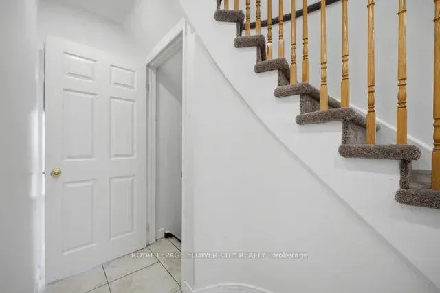 Photo 39 of 10 Burnhope Drive, Brampton, Brampton West — HOMEH