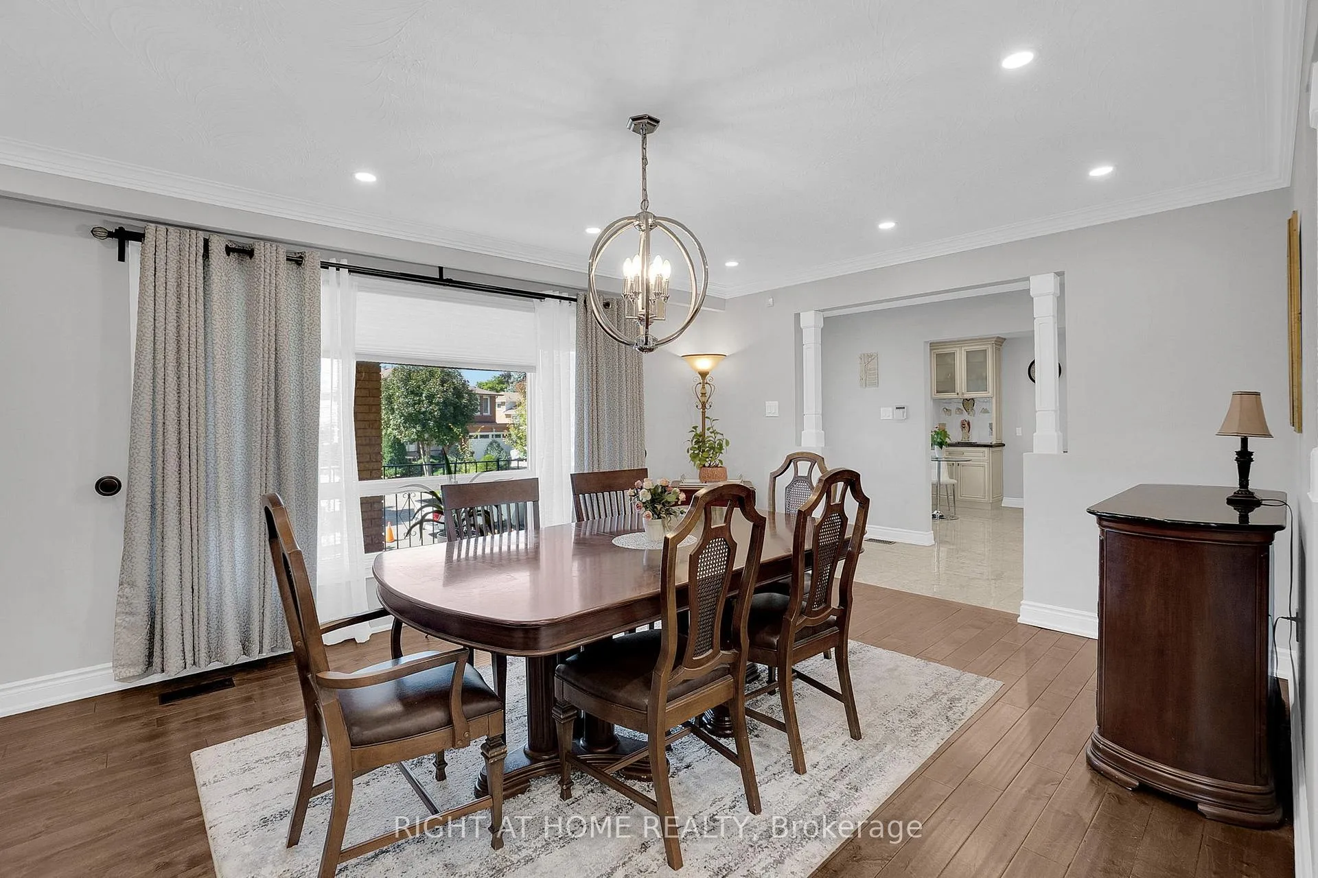 Photo 13 of 49 Pioneer Lane, Vaughan, East Woodbridge — HOMEH