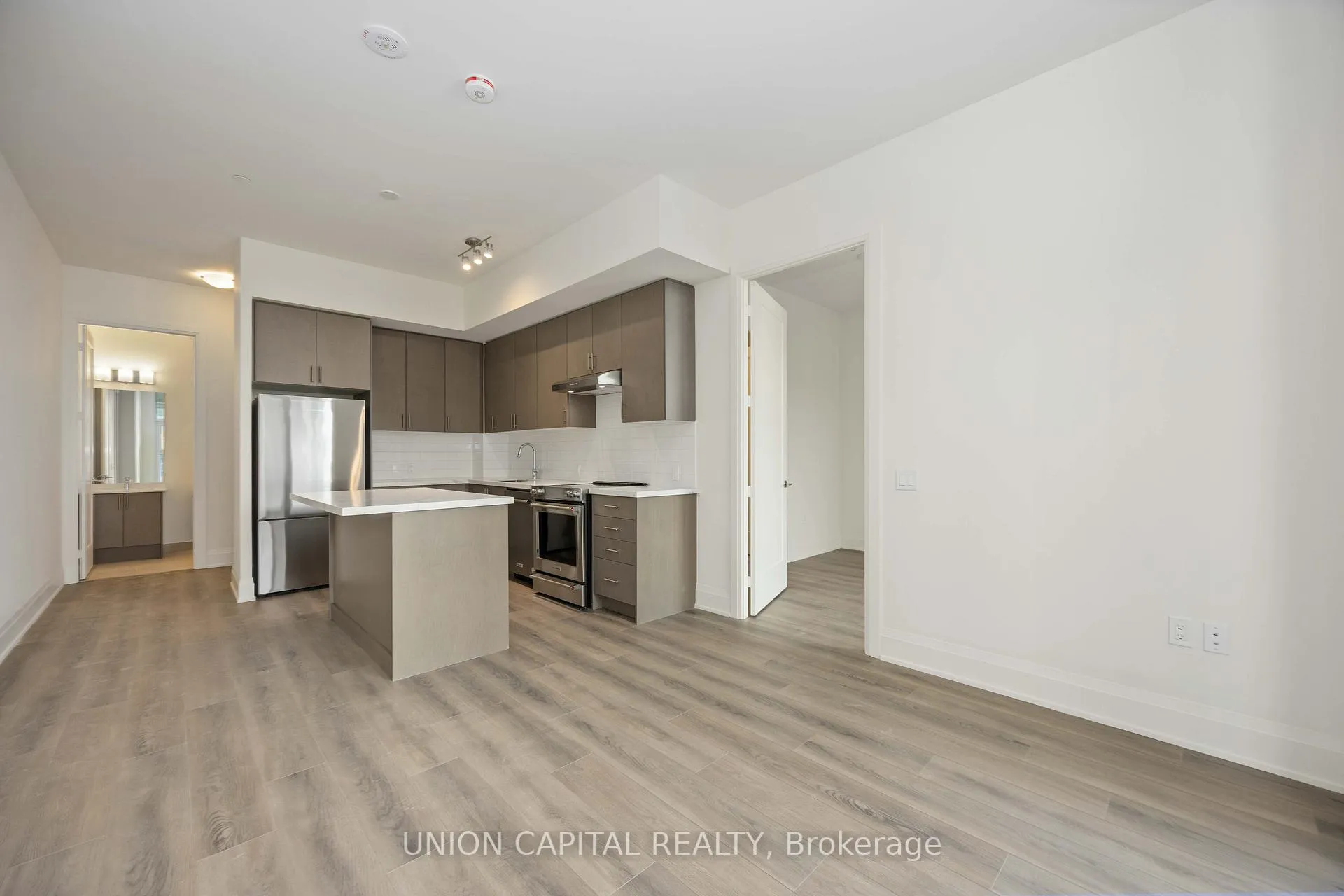 Photo 12 of Unit 519, 8960 Jane Street, Vaughan, Vellore Village — HOMEH