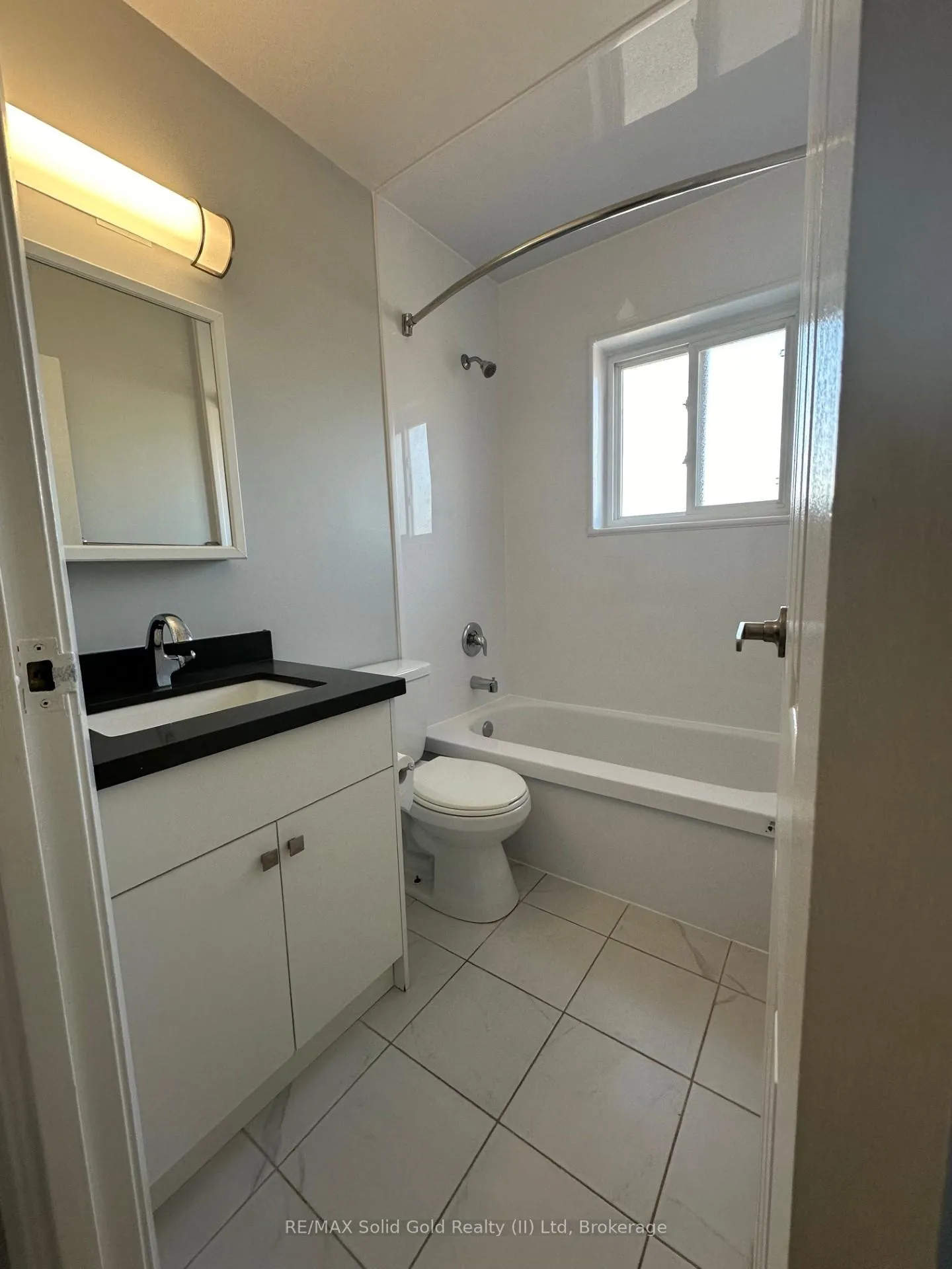 Photo 7 of Unit 14, 15 Mowat Boulevard, Kitchener — HOMEH