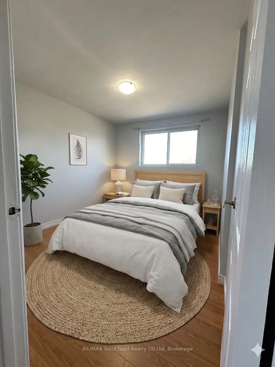 Photo 8 of Unit 14, 15 Mowat Boulevard, Kitchener — HOMEH