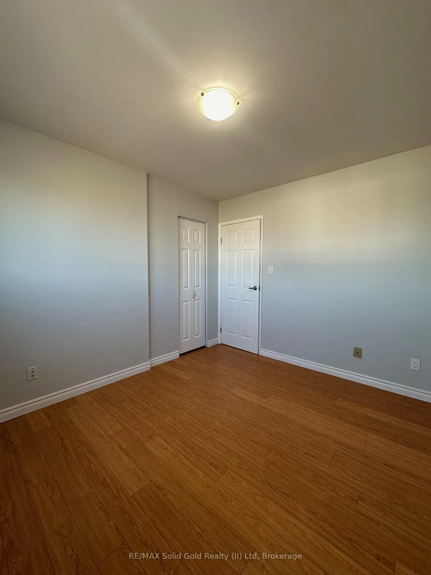 Photo 9 of Unit 14, 15 Mowat Boulevard, Kitchener — HOMEH