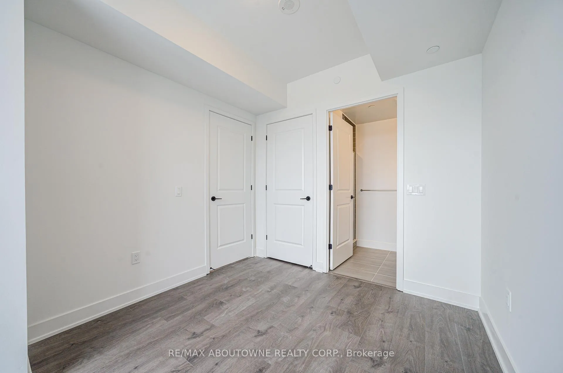 Photo 30 of Unit 604, 2333 Khalsa Gate, Oakville, Westmount — HOMEH