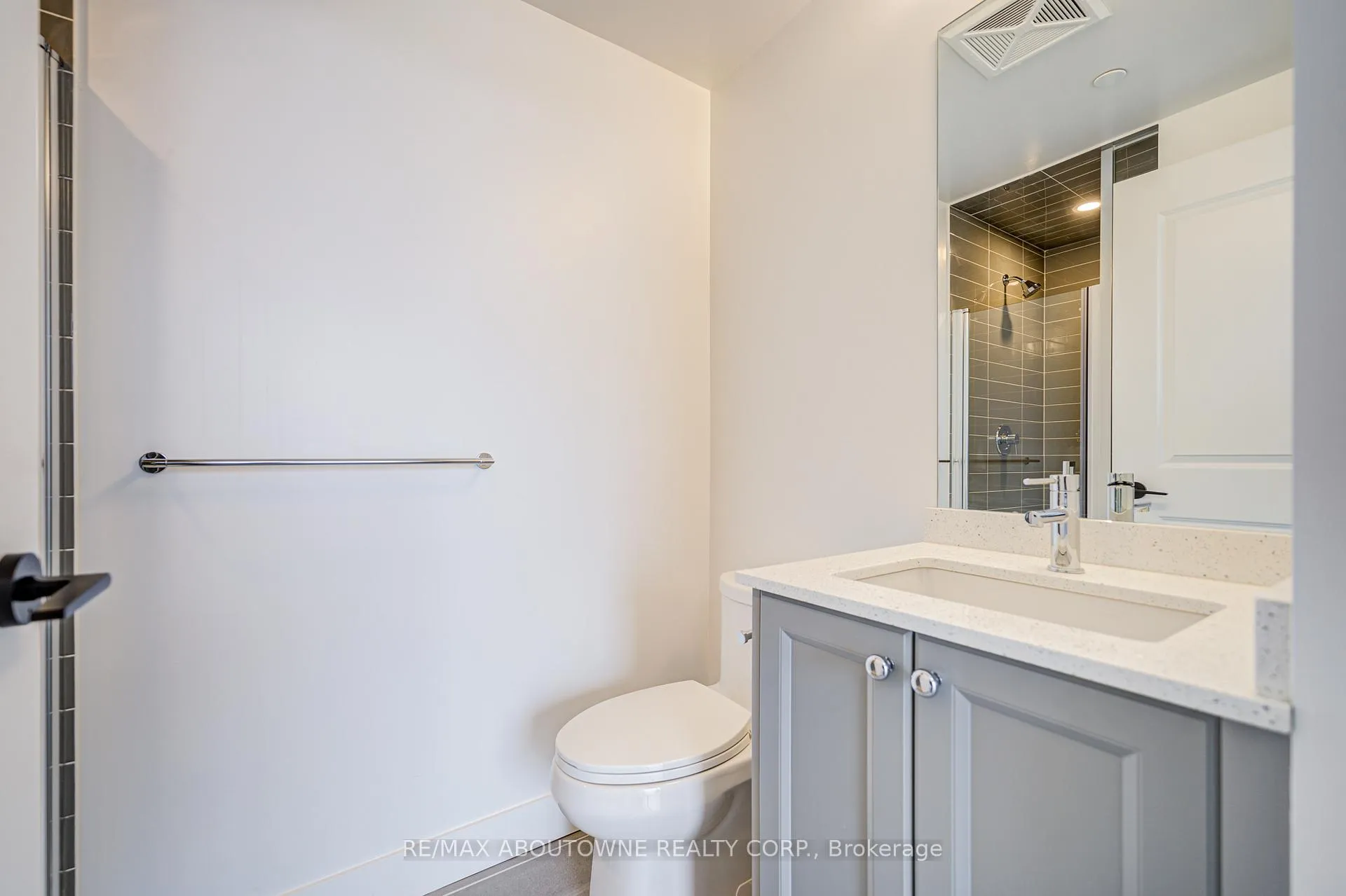 Photo 31 of Unit 604, 2333 Khalsa Gate, Oakville, Westmount — HOMEH
