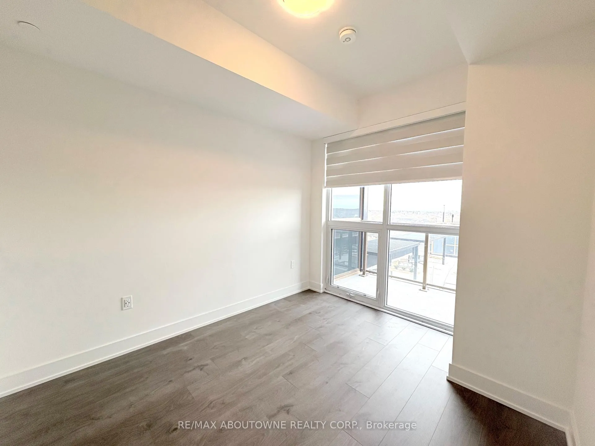 Photo 33 of Unit 604, 2333 Khalsa Gate, Oakville, Westmount — HOMEH
