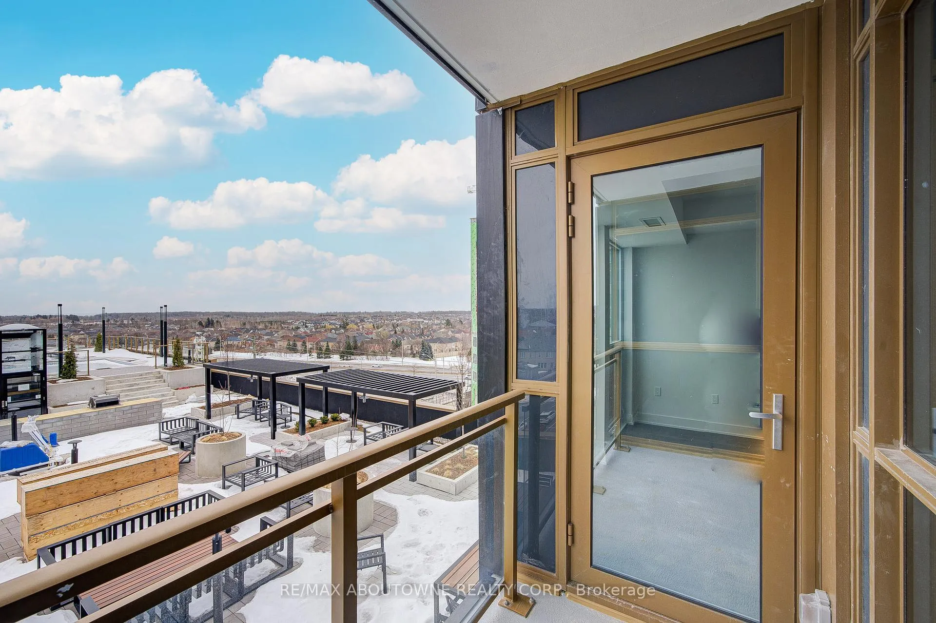 Photo 35 of Unit 604, 2333 Khalsa Gate, Oakville, Westmount — HOMEH
