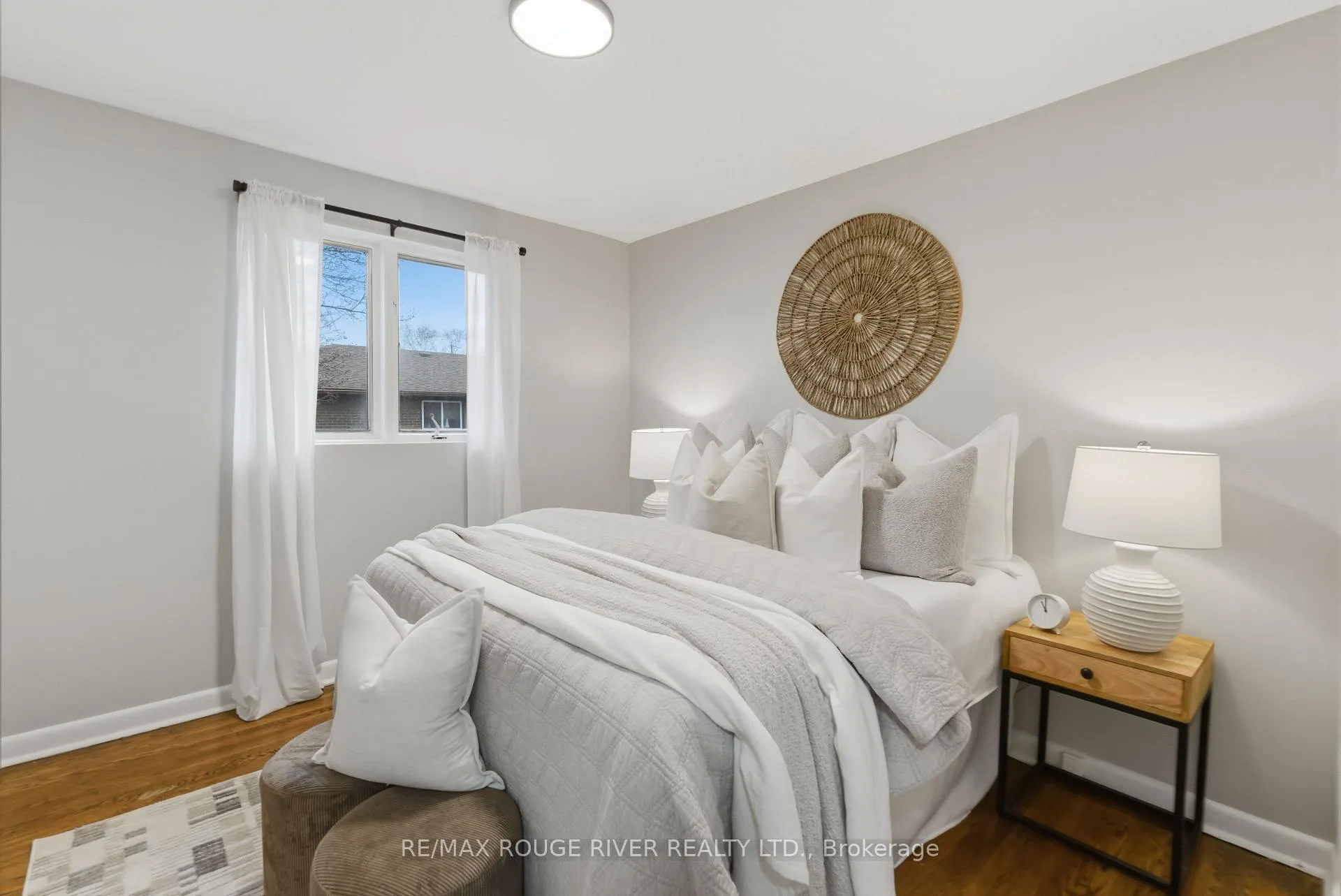 Photo 9 of 557 Shakespeare Avenue, Oshawa, Donevan — HOMEH
