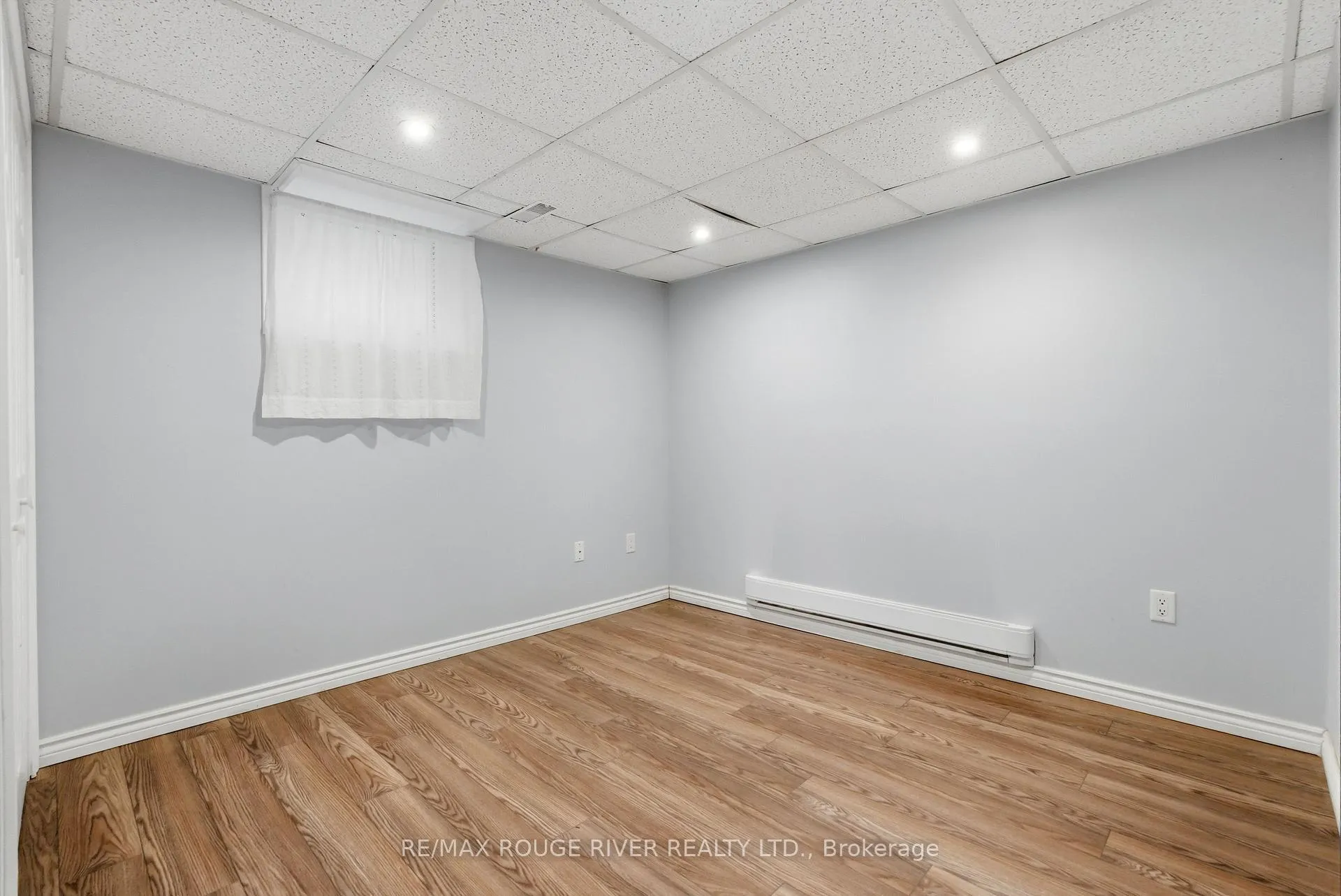Photo 15 of 557 Shakespeare Avenue, Oshawa, Donevan — HOMEH