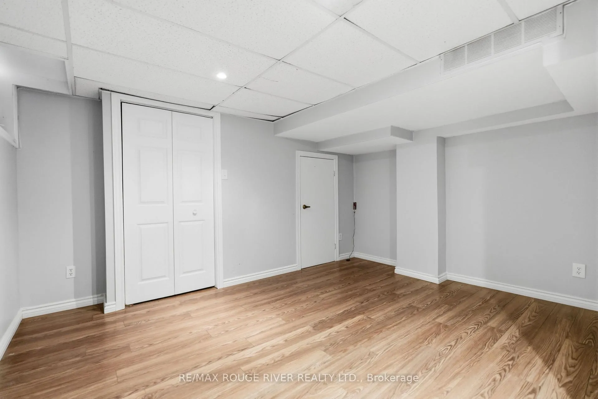 Photo 19 of 557 Shakespeare Avenue, Oshawa, Donevan — HOMEH
