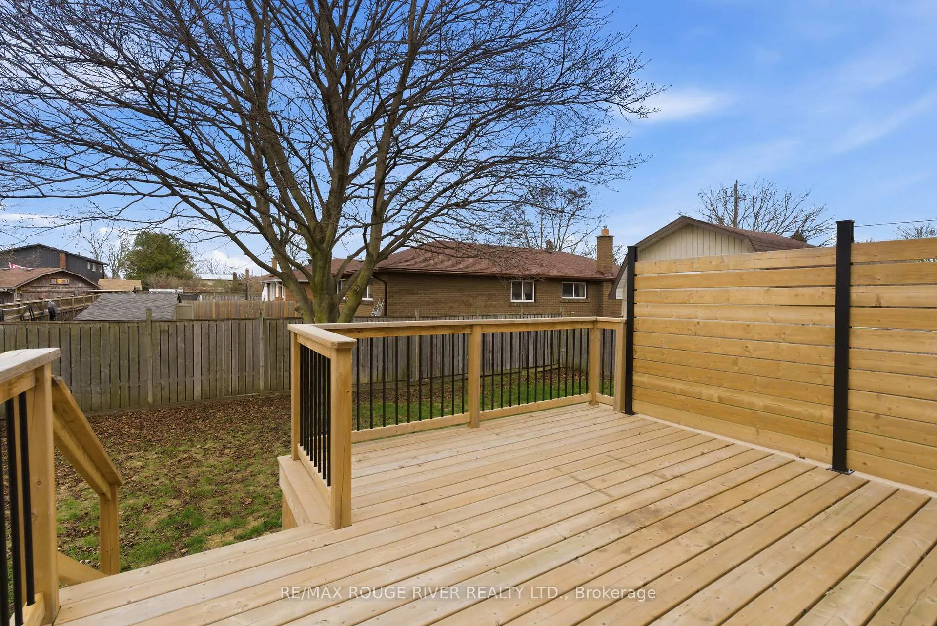 Photo 23 of 557 Shakespeare Avenue, Oshawa, Donevan — HOMEH