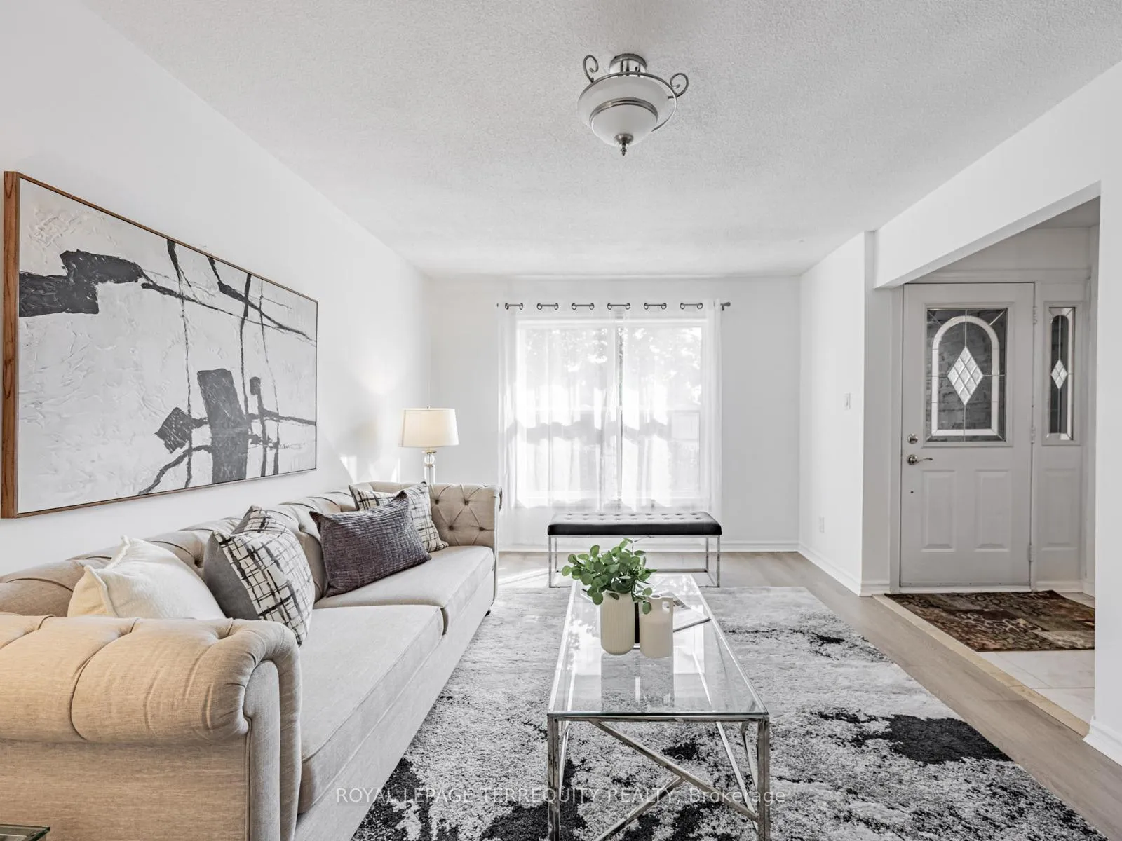 Photo 5 of 1858 Shadybrook Drive, Pickering, Amberlea — HOMEH