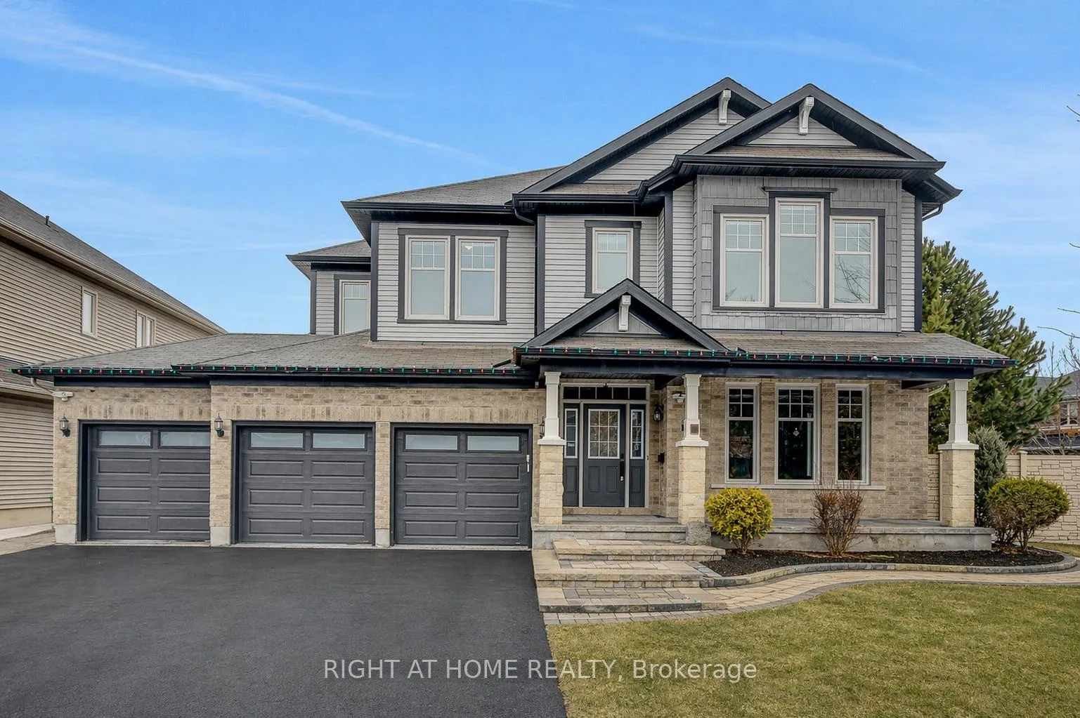 Photo 1 of 701 Everlasting Crescent, Ottawa, Springridge/East Village — HOMEH
