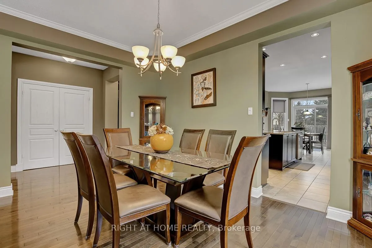 Photo 8 of 701 Everlasting Crescent, Ottawa, Springridge/East Village — HOMEH