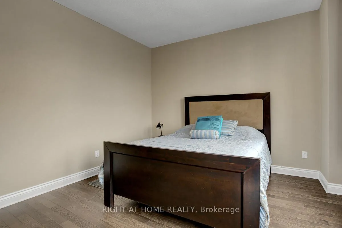 Photo 32 of 701 Everlasting Crescent, Ottawa, Springridge/East Village — HOMEH