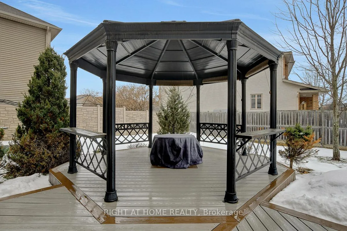 Photo 48 of 701 Everlasting Crescent, Ottawa, Springridge/East Village — HOMEH