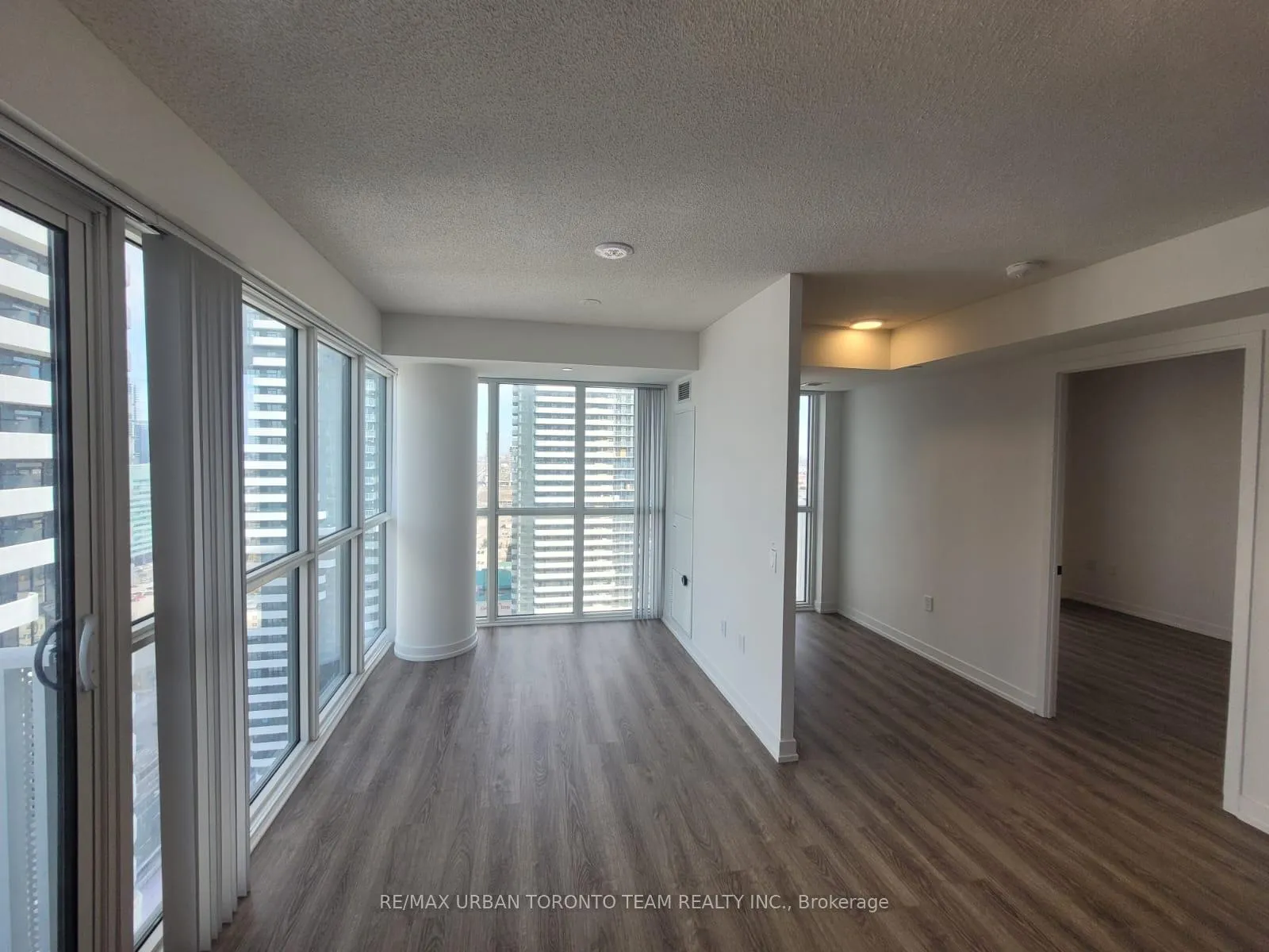 Photo 5 of Unit 3315, 195 Commerce Street, Vaughan, Vaughan Corporate Centre — HOMEH