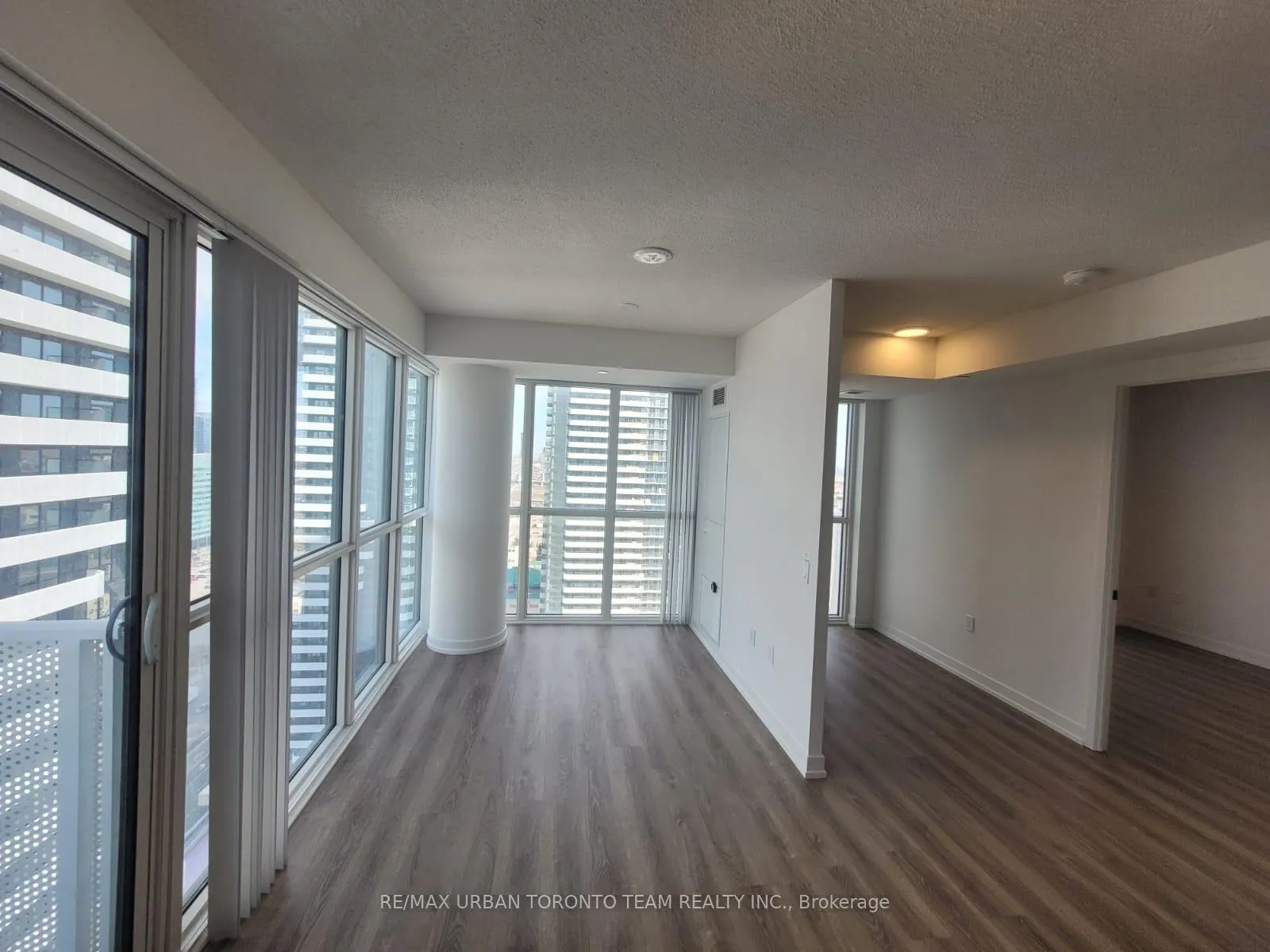 Photo 7 of Unit 3315, 195 Commerce Street, Vaughan, Vaughan Corporate Centre — HOMEH