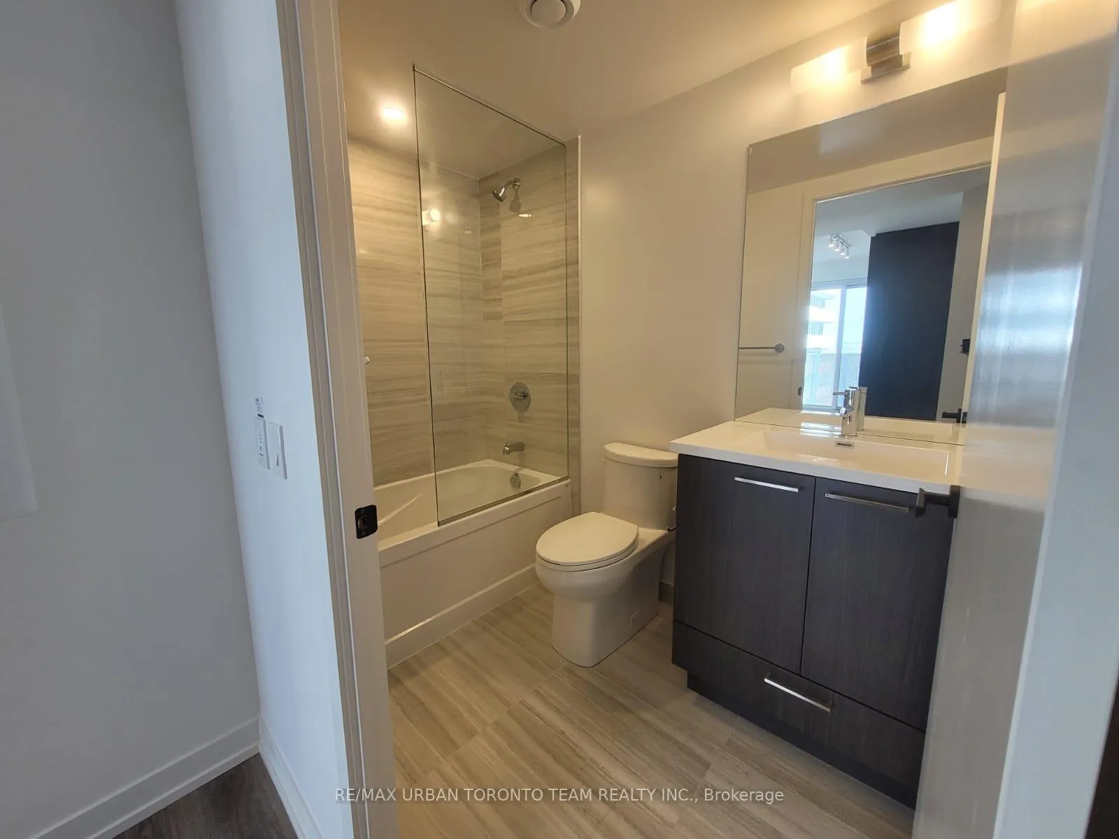 Photo 15 of Unit 3315, 195 Commerce Street, Vaughan, Vaughan Corporate Centre — HOMEH
