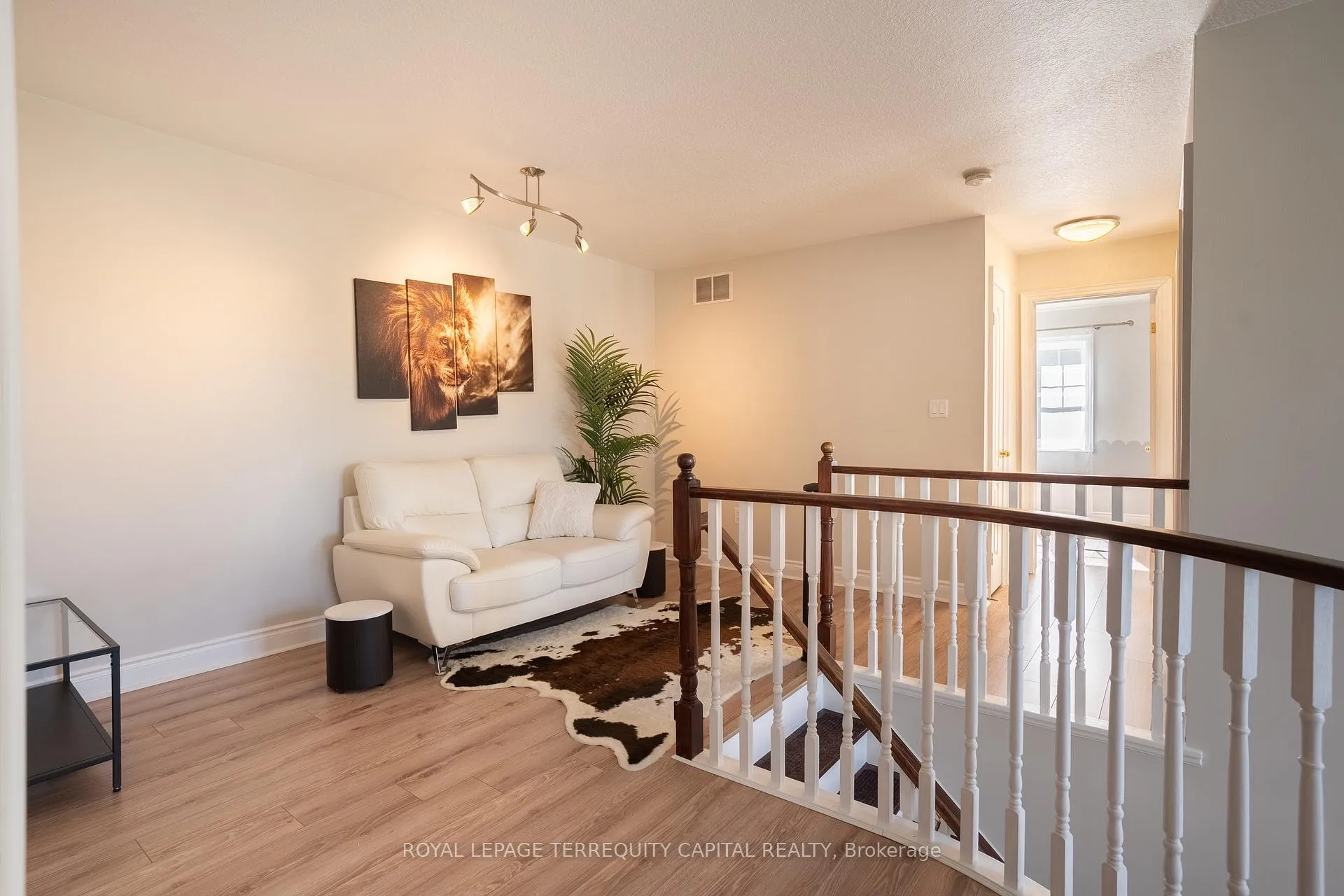 Photo 15 of Unit 25, 31 Sunvale Place, Hamilton, Stoney Creek — HOMEH