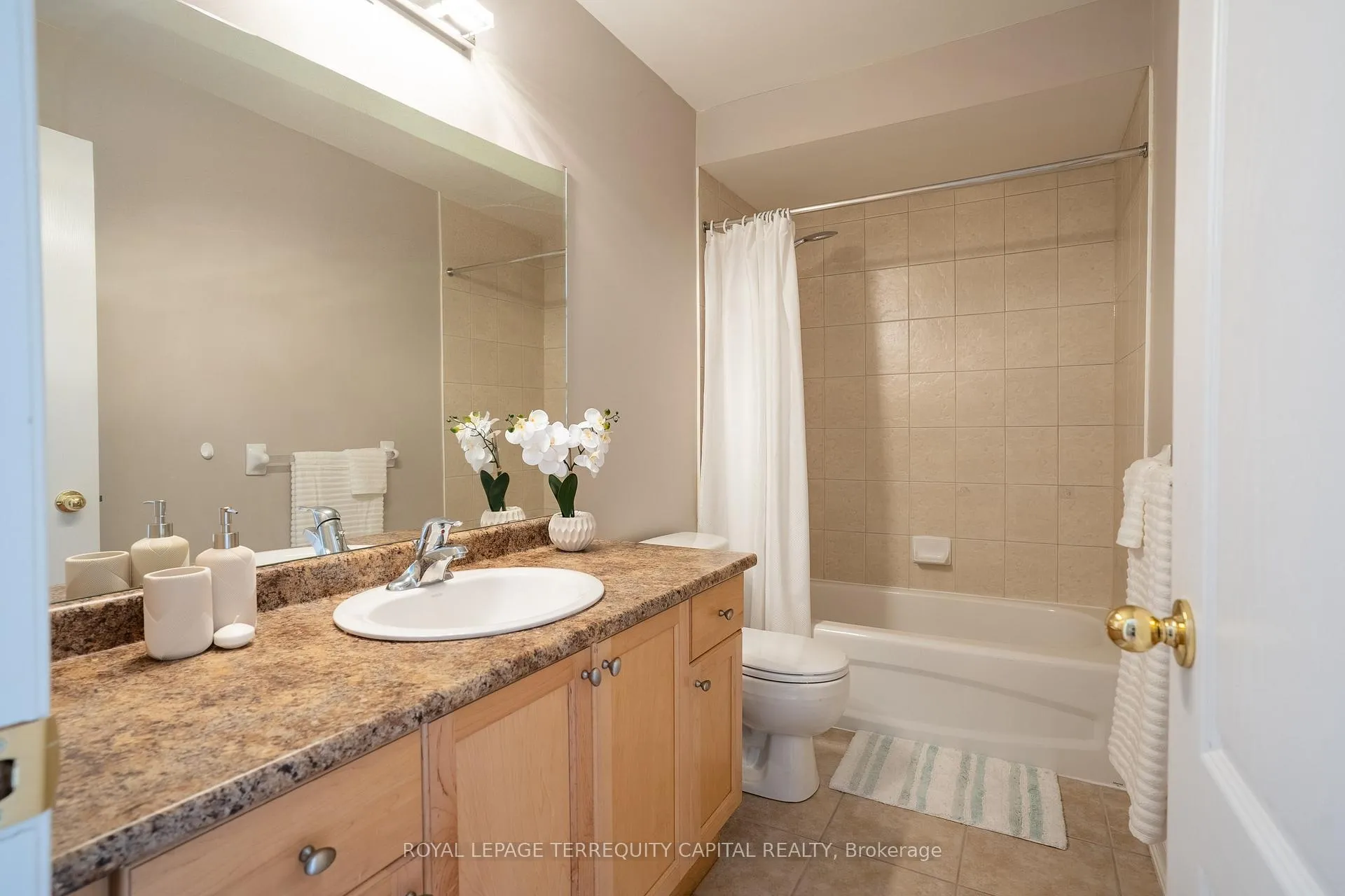 Photo 24 of Unit 25, 31 Sunvale Place, Hamilton, Stoney Creek — HOMEH