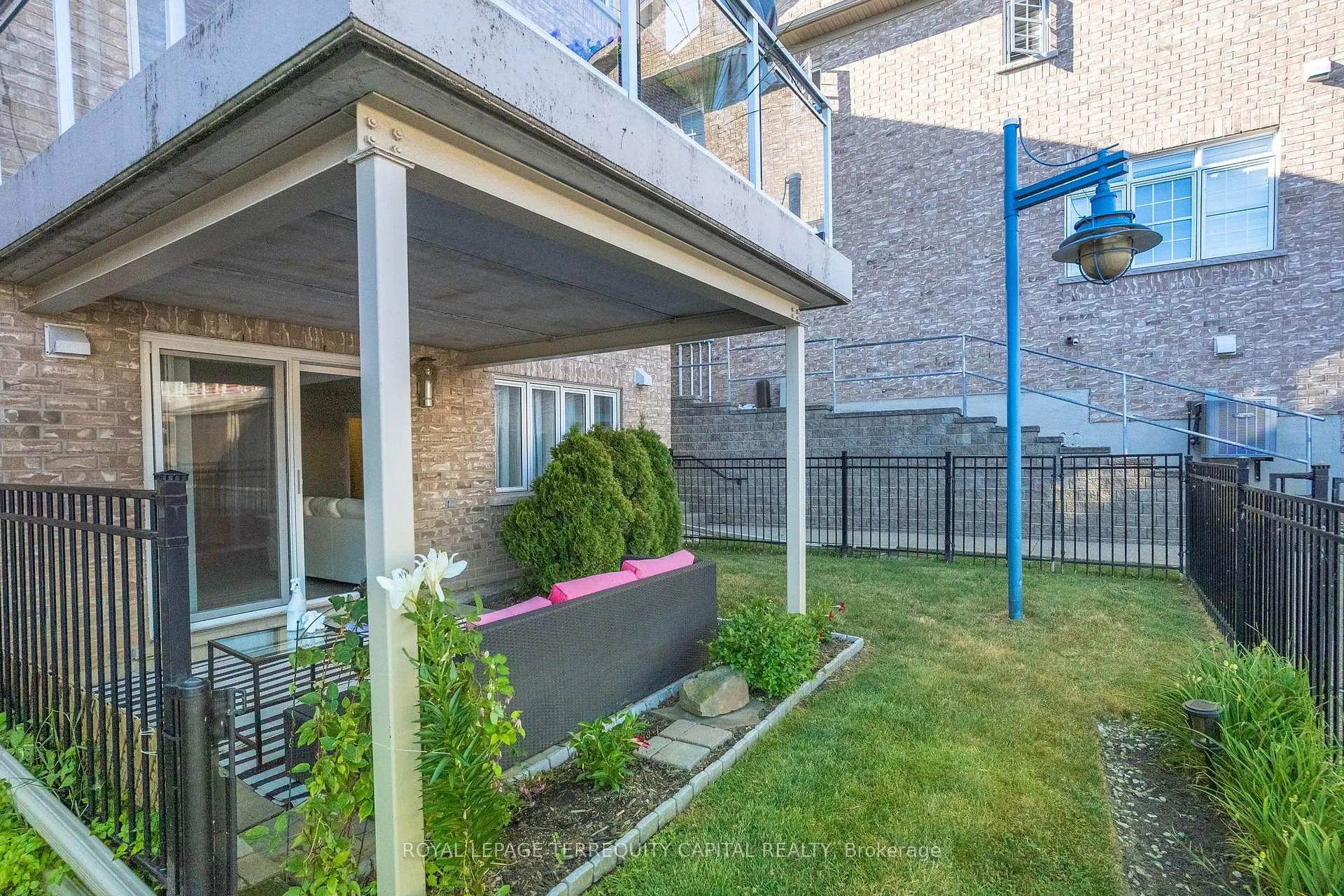 Photo 29 of Unit 25, 31 Sunvale Place, Hamilton, Stoney Creek — HOMEH
