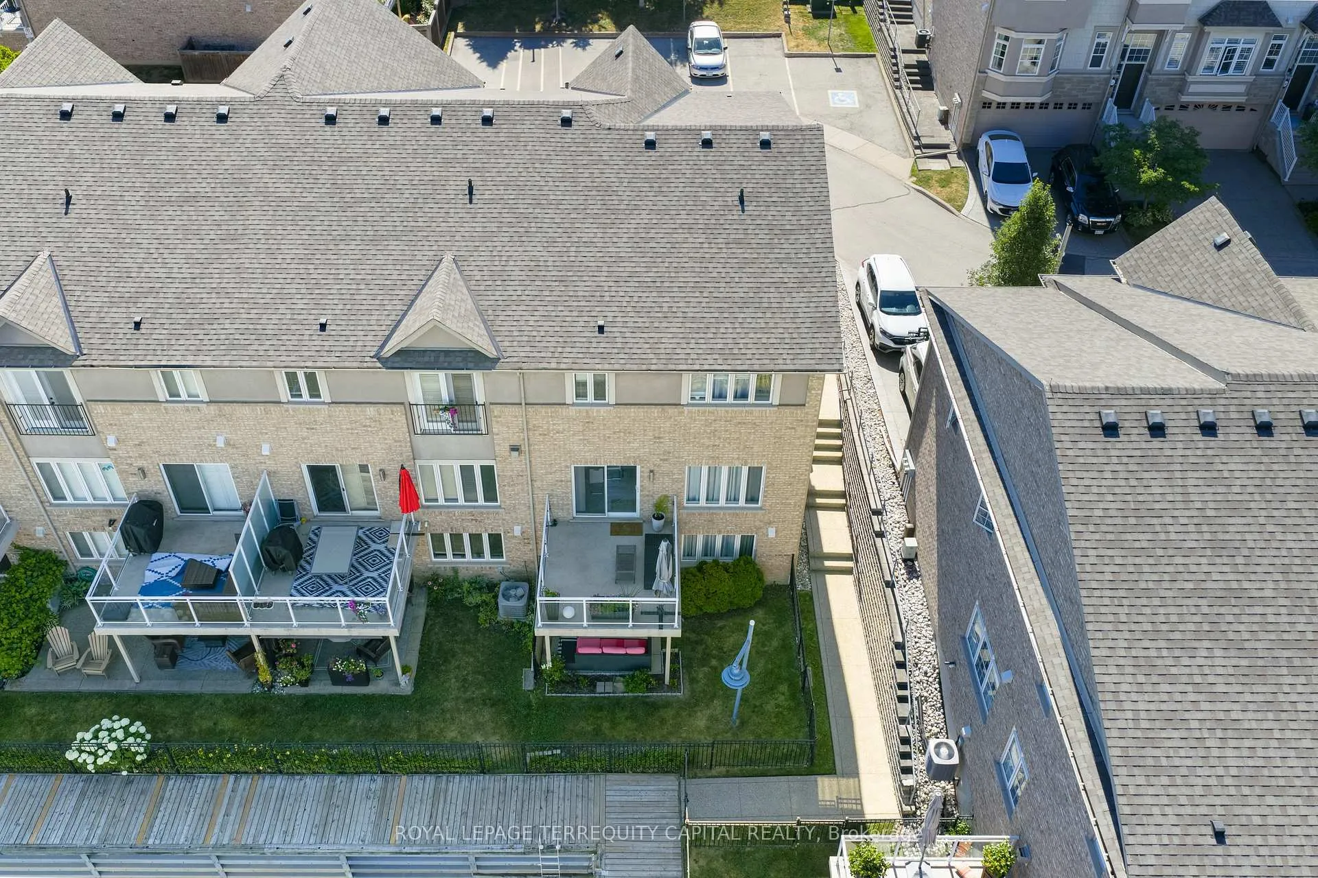 Photo 31 of Unit 25, 31 Sunvale Place, Hamilton, Stoney Creek — HOMEH