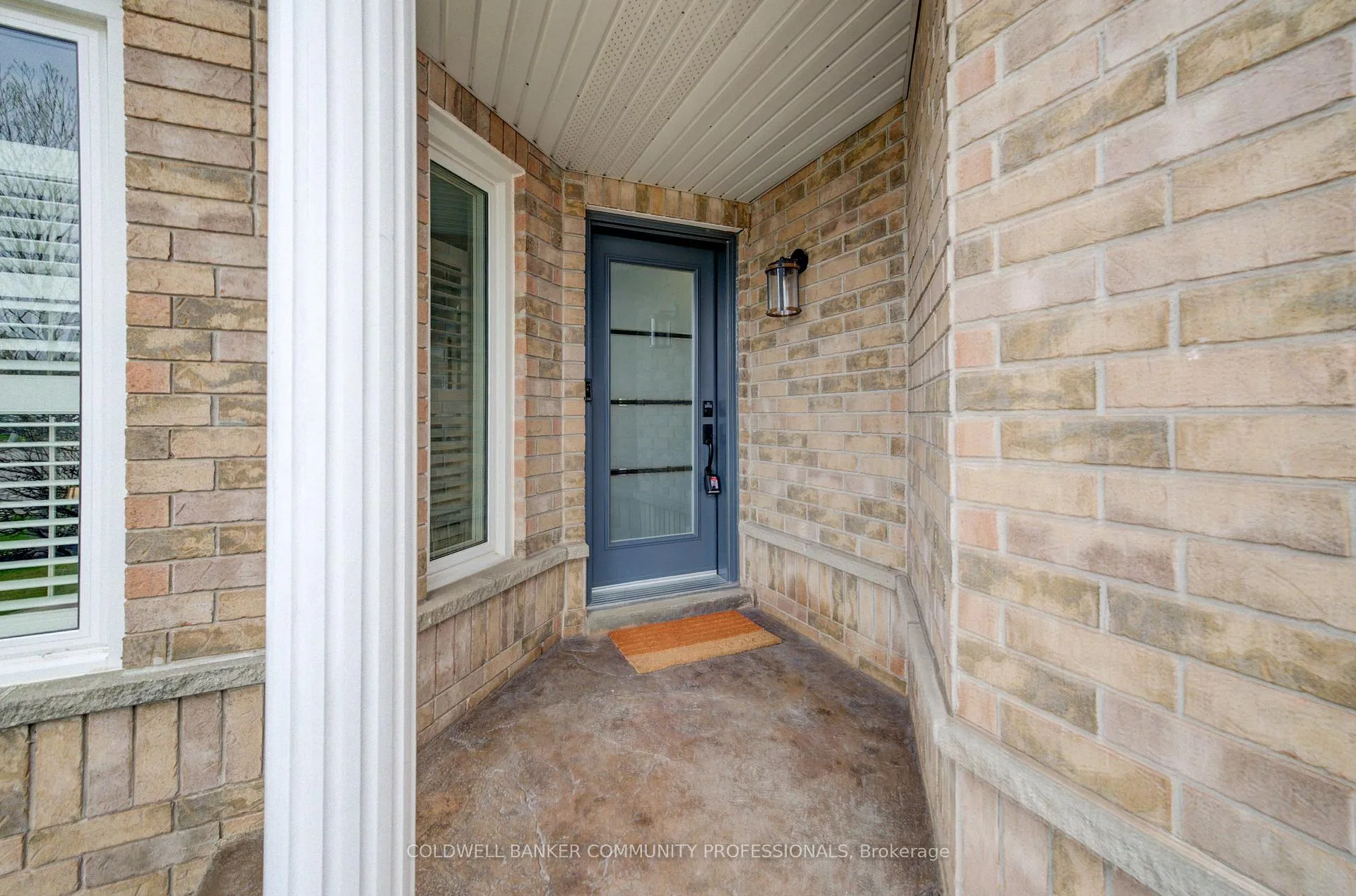 Photo 4 of 643 Phoebe Crescent, Burlington, Appleby — HOMEH