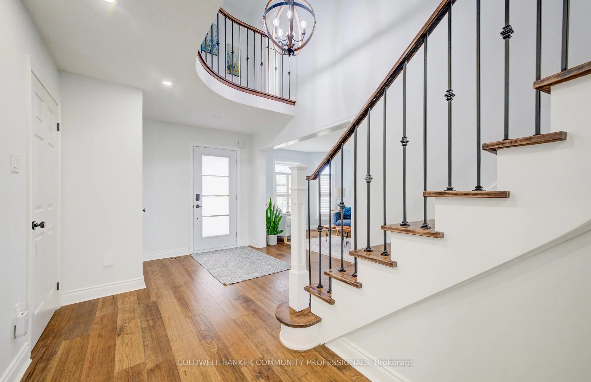 Photo 5 of 643 Phoebe Crescent, Burlington, Appleby — HOMEH