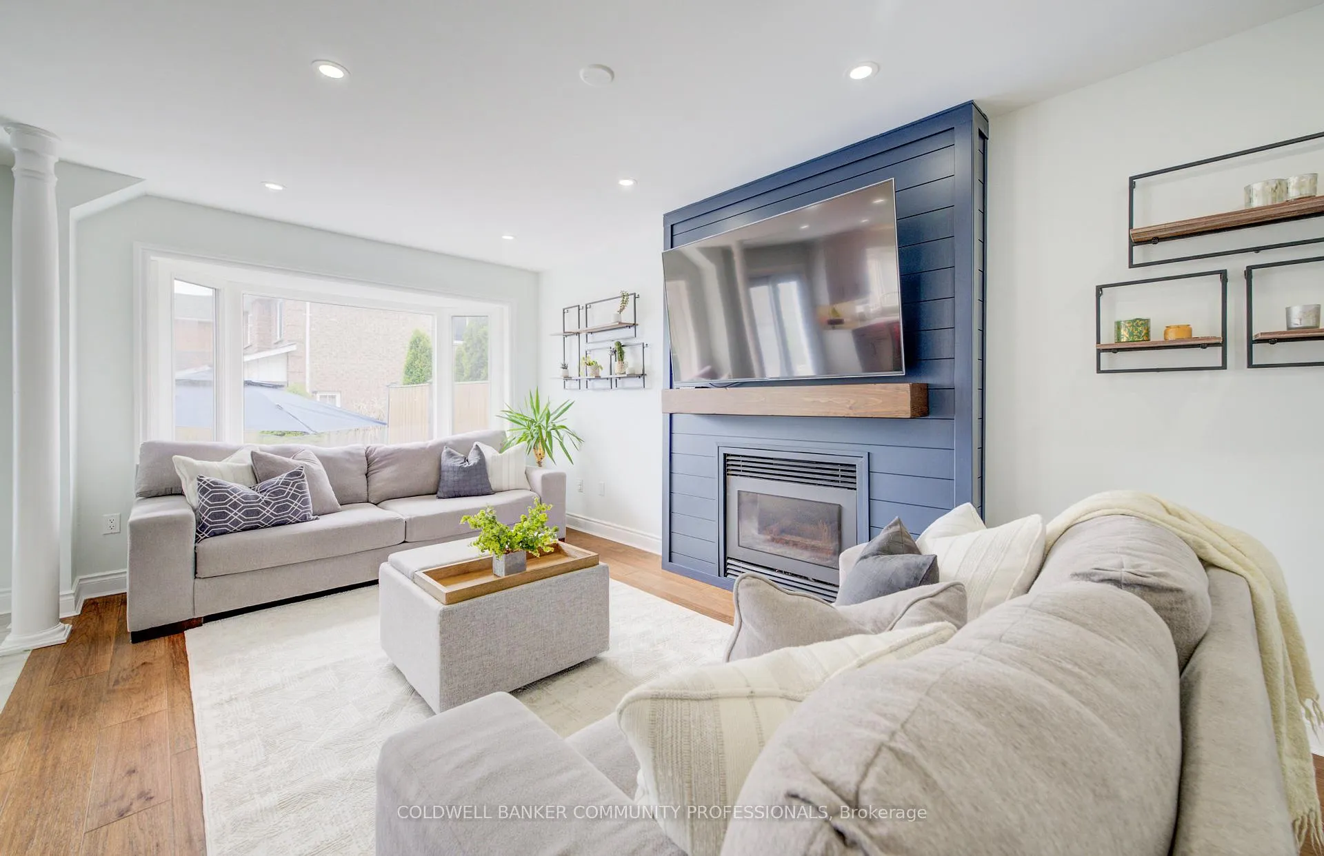 Photo 17 of 643 Phoebe Crescent, Burlington, Appleby — HOMEH