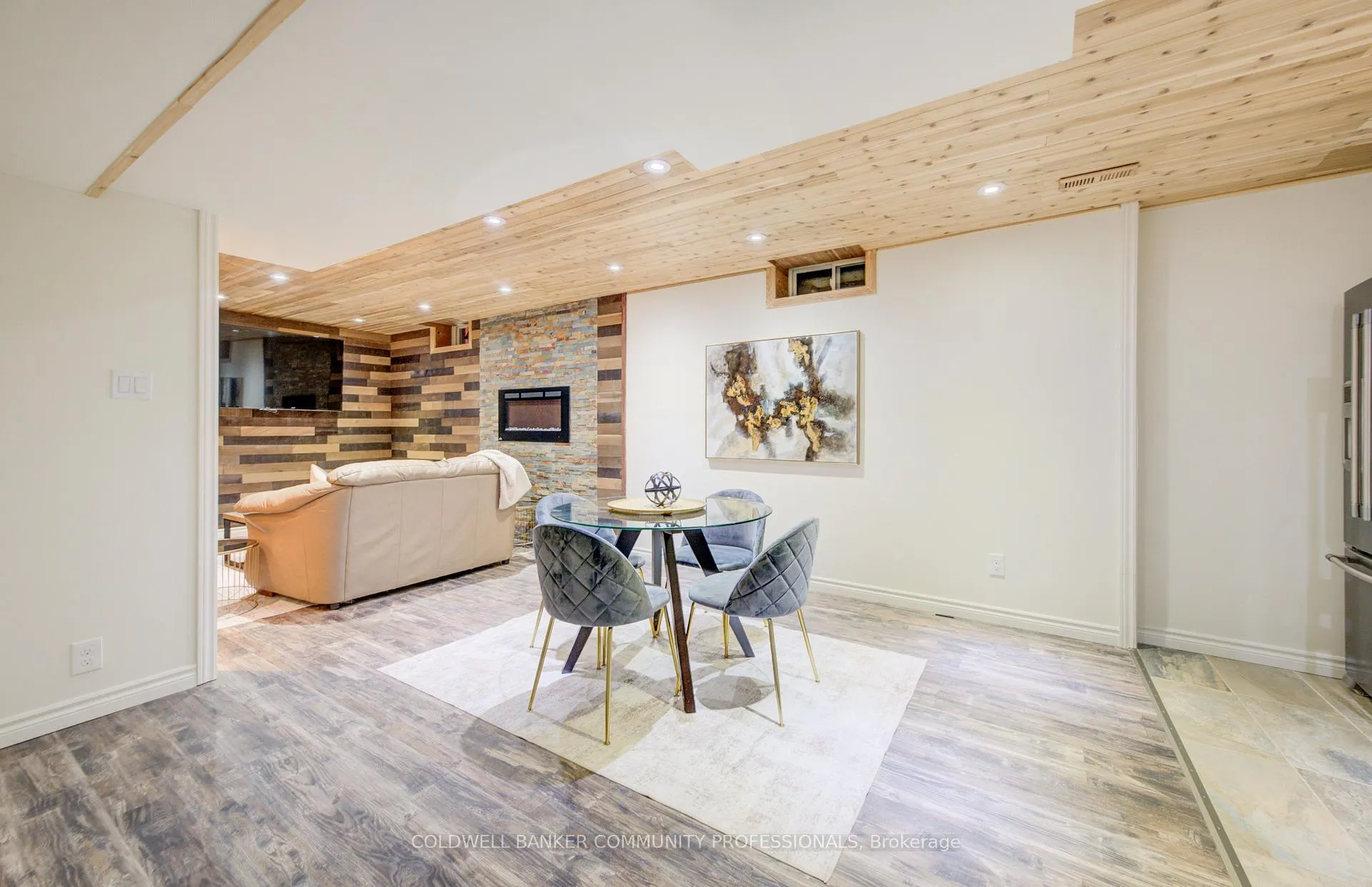 Photo 35 of 643 Phoebe Crescent, Burlington, Appleby — HOMEH