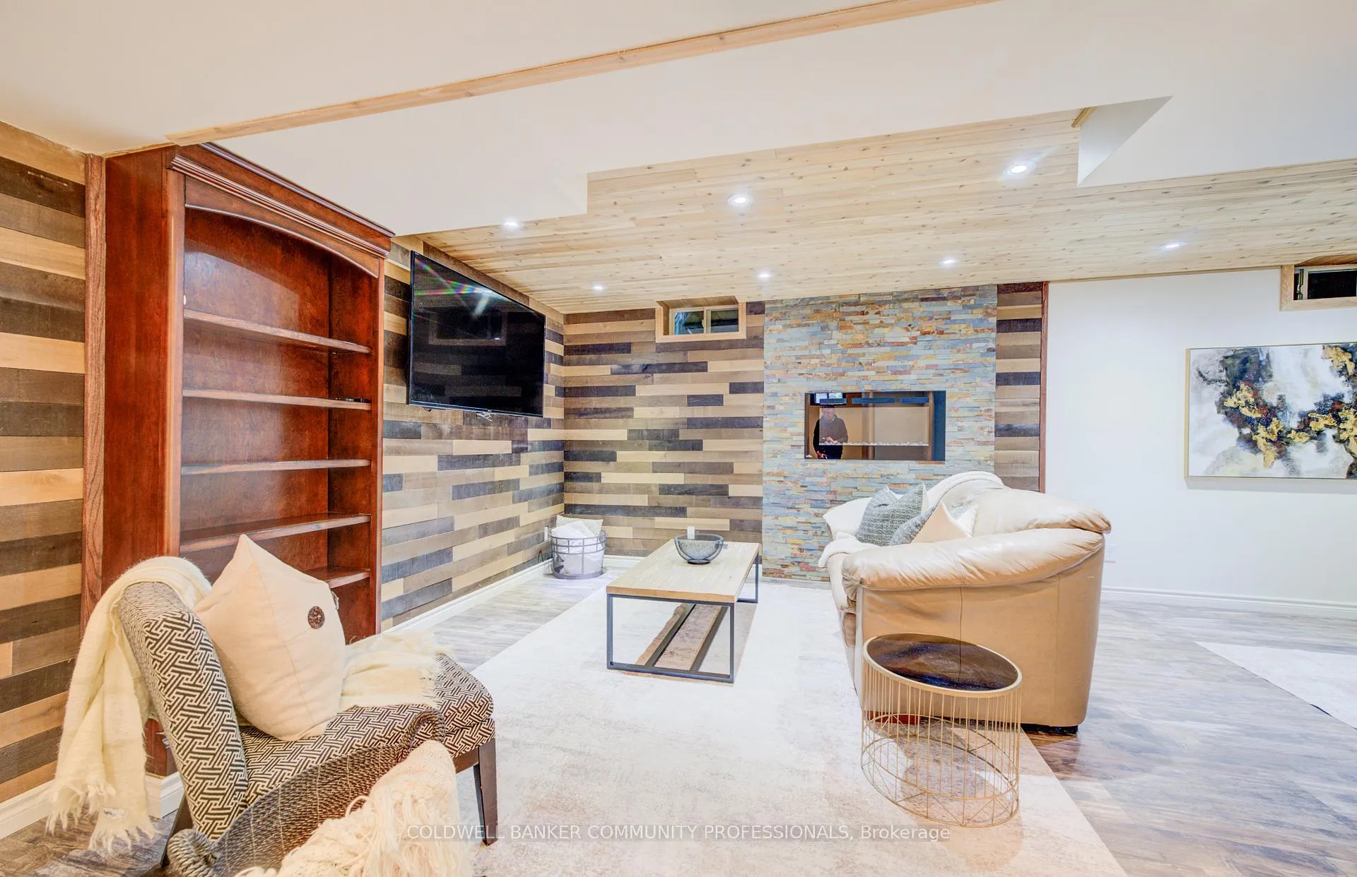 Photo 37 of 643 Phoebe Crescent, Burlington, Appleby — HOMEH