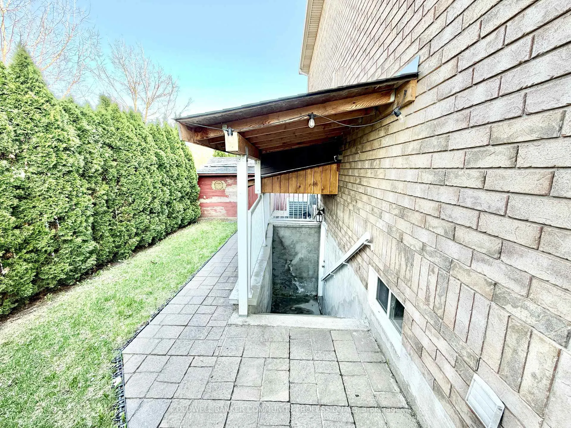 Photo 46 of 643 Phoebe Crescent, Burlington, Appleby — HOMEH