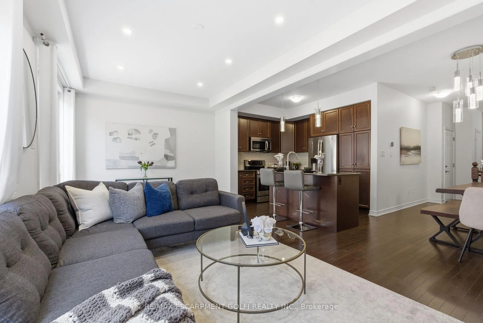 Photo 8 of 383 Wheat Boom Drive, Oakville, Joshua Meadows — HOMEH