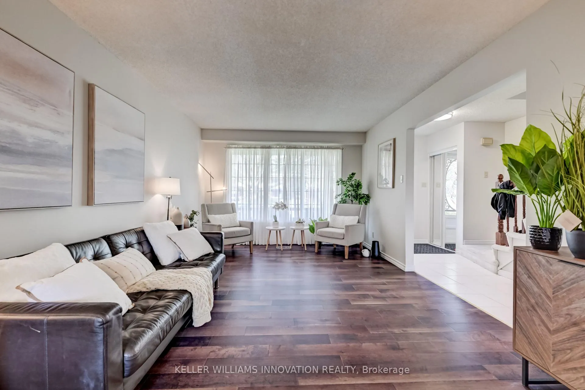 Photo 5 of 33 Carlyle Place, Kitchener — HOMEH
