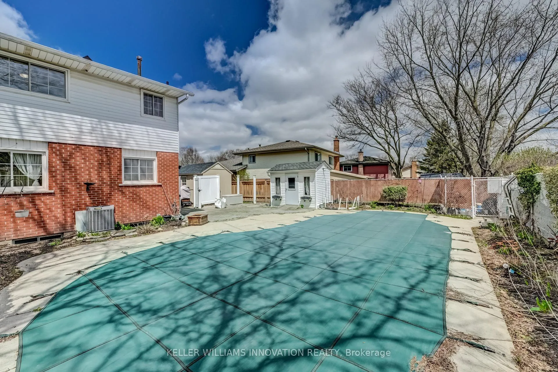 Photo 33 of 33 Carlyle Place, Kitchener — HOMEH
