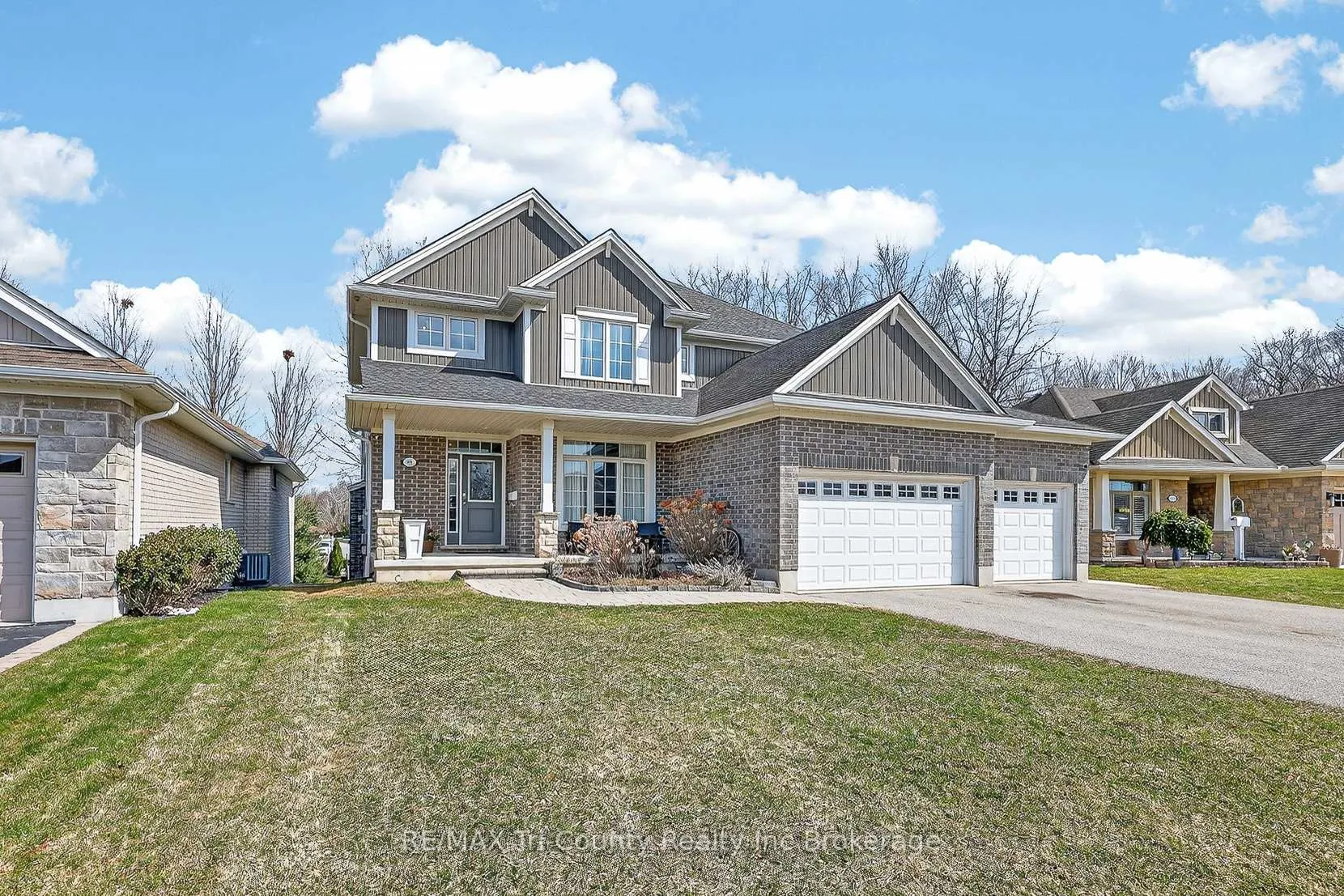 Photo 2 of 68 Colin Avenue, Tillsonburg — HOMEH