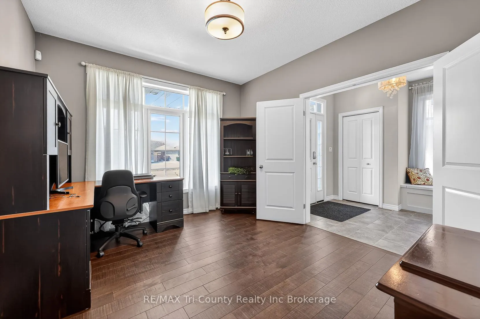 Photo 12 of 68 Colin Avenue, Tillsonburg — HOMEH