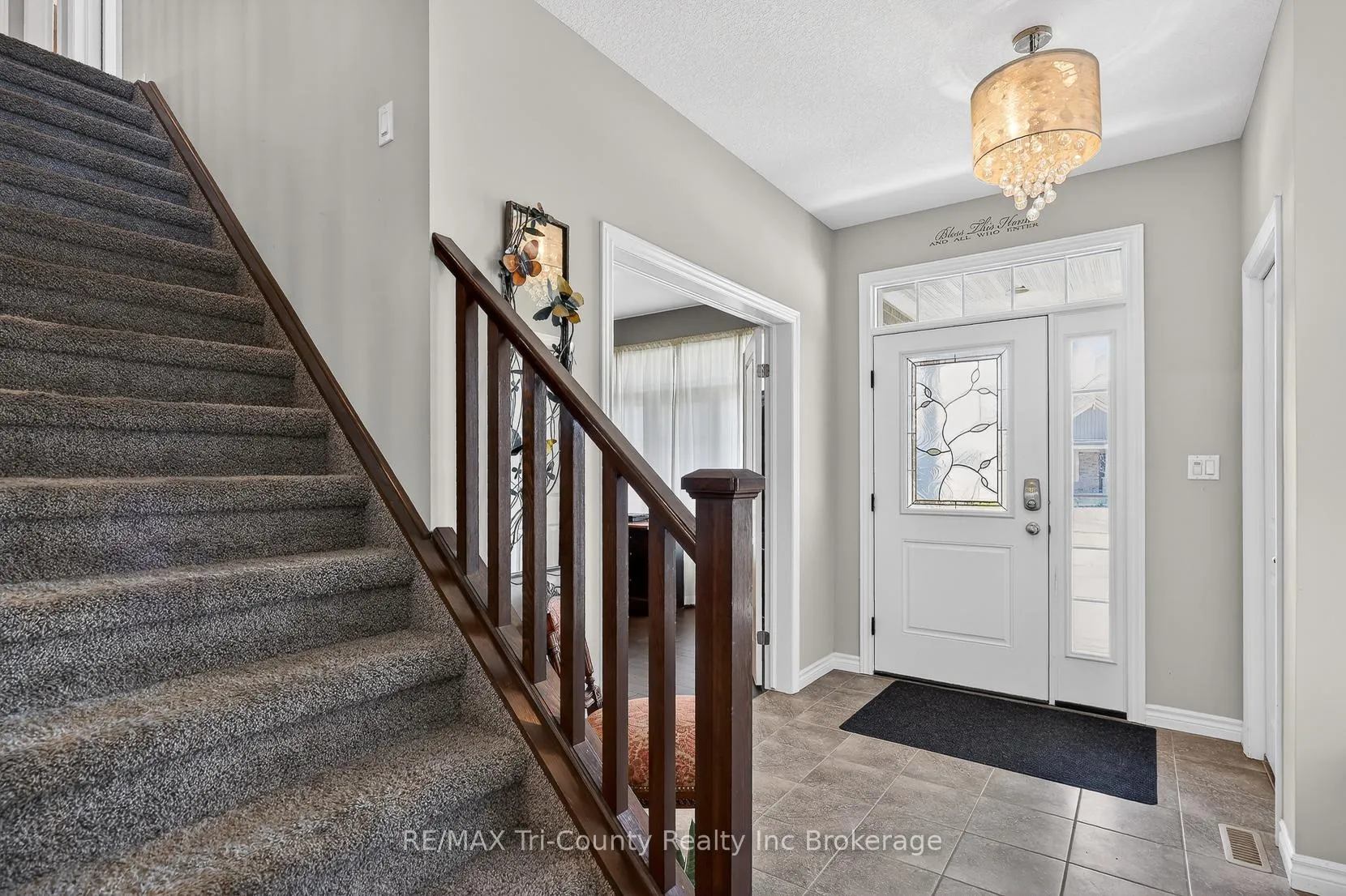 Photo 15 of 68 Colin Avenue, Tillsonburg — HOMEH