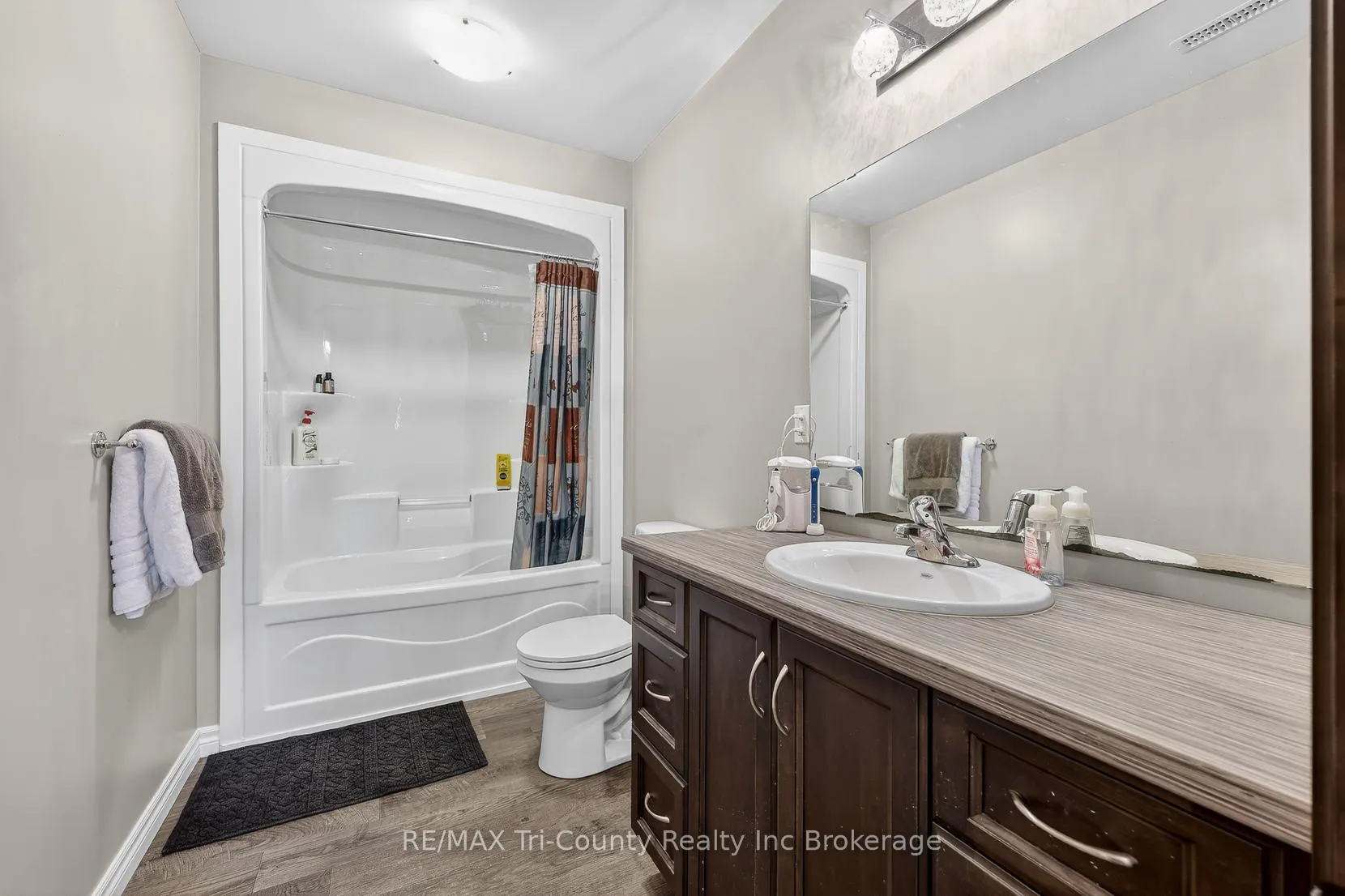 Photo 28 of 68 Colin Avenue, Tillsonburg — HOMEH