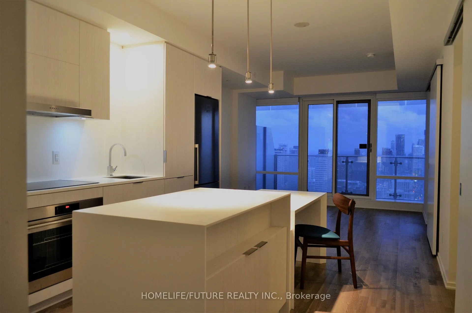Photo 3 of Unit 3306, 1 Bloor Street E, Toronto, Church-Yonge Corridor — HOMEH