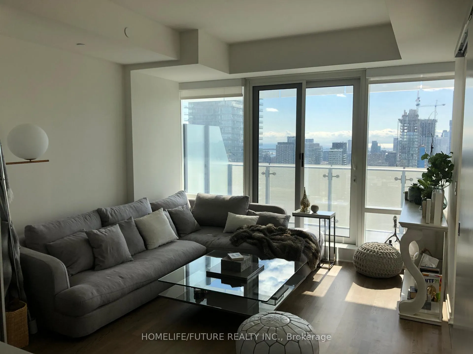 Photo 11 of Unit 3306, 1 Bloor Street E, Toronto, Church-Yonge Corridor — HOMEH