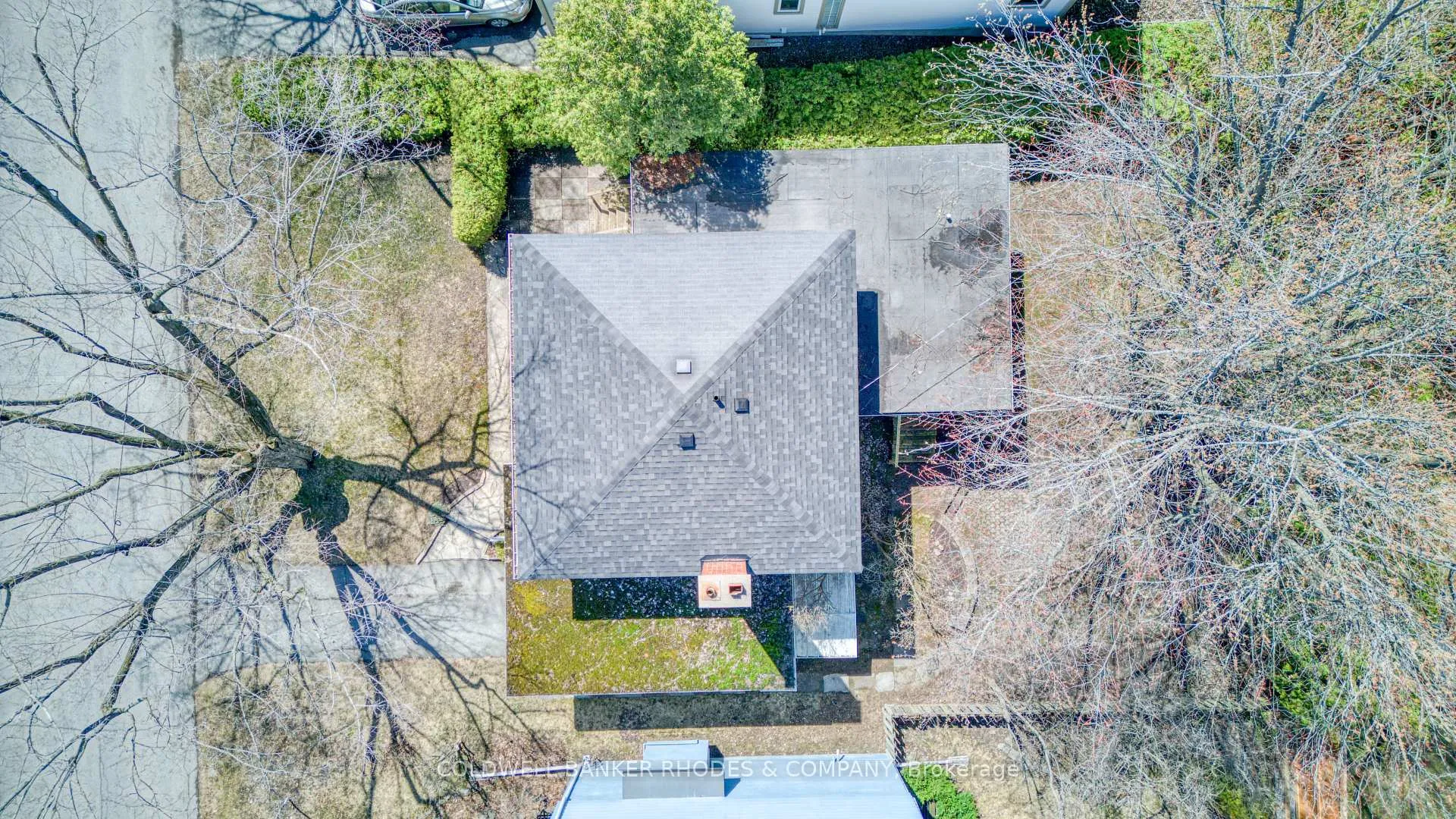 Photo 21 of 35 Bedford Crescent, Ottawa, Manor Park — HOMEH
