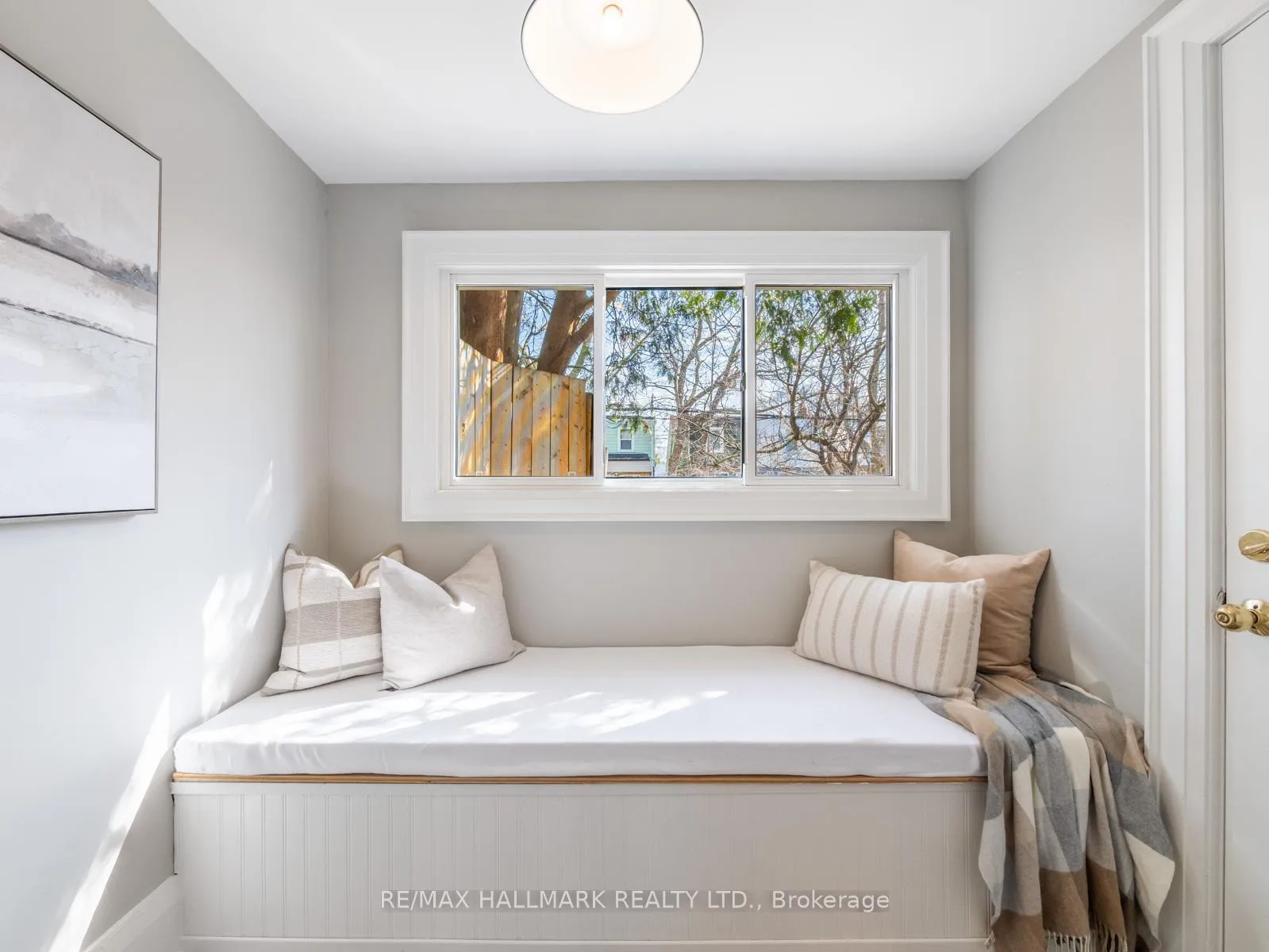Photo 14 of 275 Bingham Avenue, Toronto, East End-Danforth — HOMEH