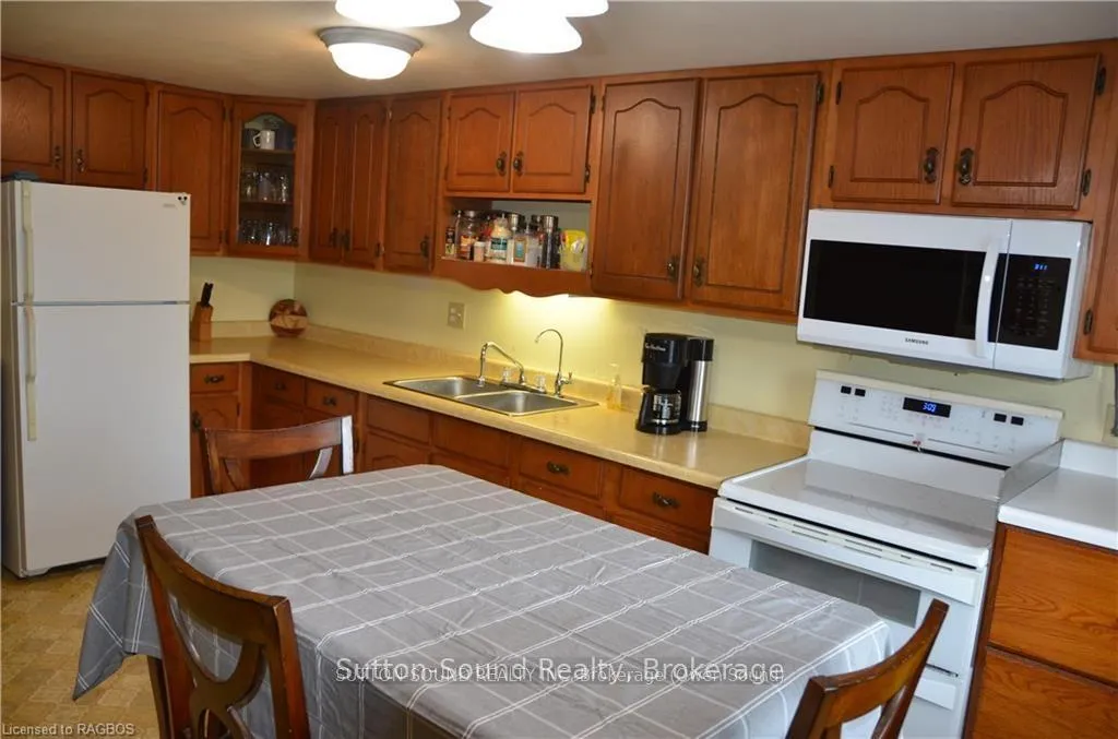 Photo 4 of 402432 Grey Road 4, West Grey — HOMEH