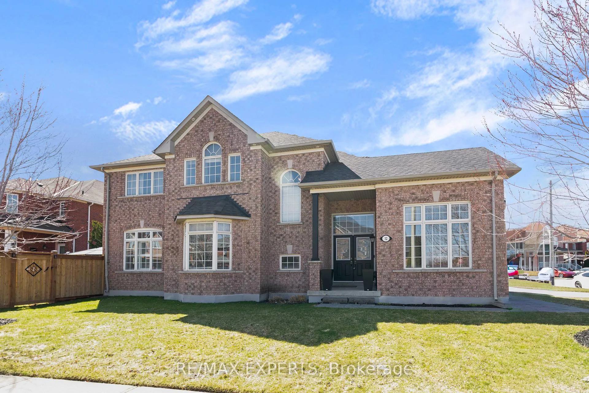 Photo 4 of 52 Goreridge Crescent, Brampton, Bram East — HOMEH