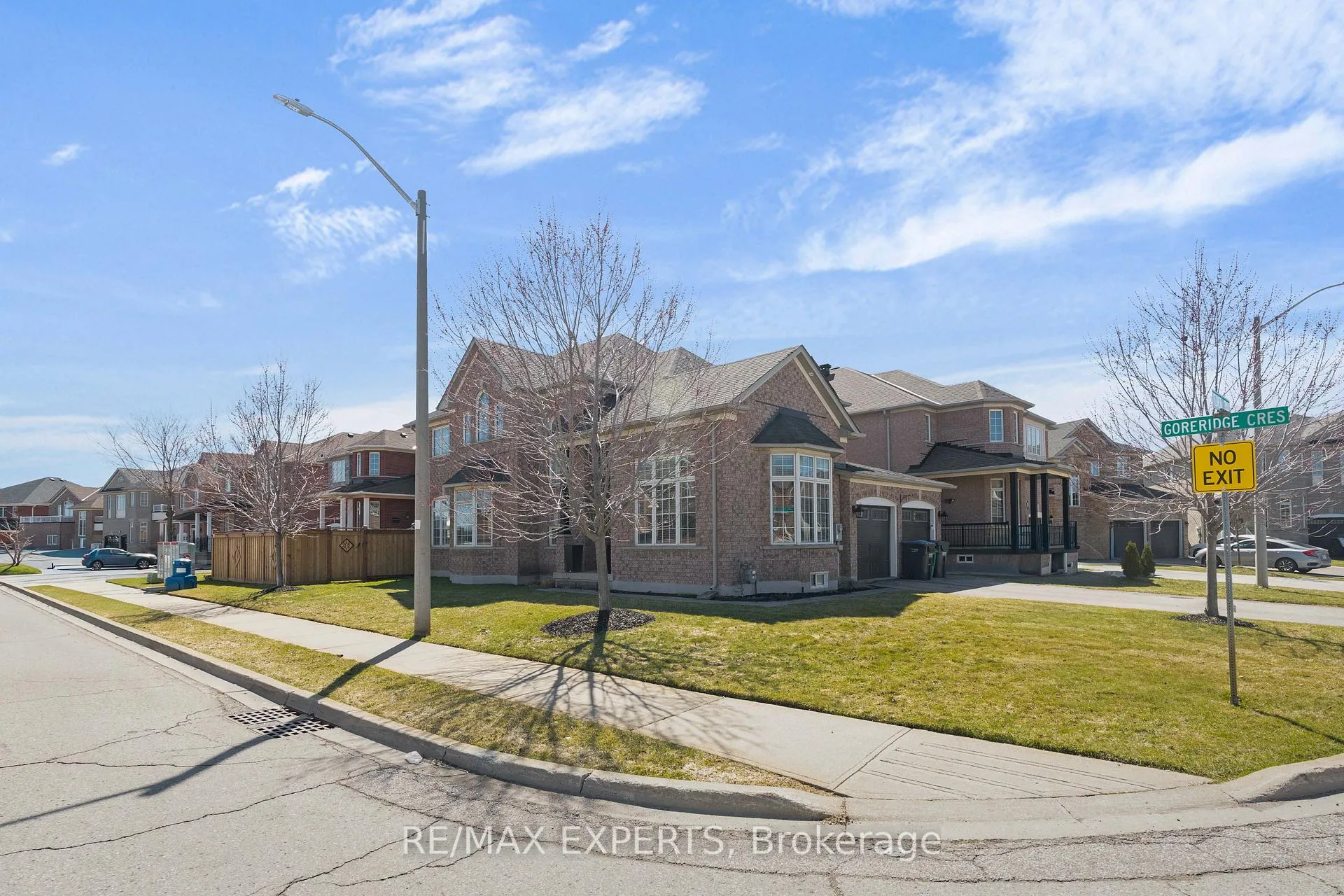 Photo 5 of 52 Goreridge Crescent, Brampton, Bram East — HOMEH
