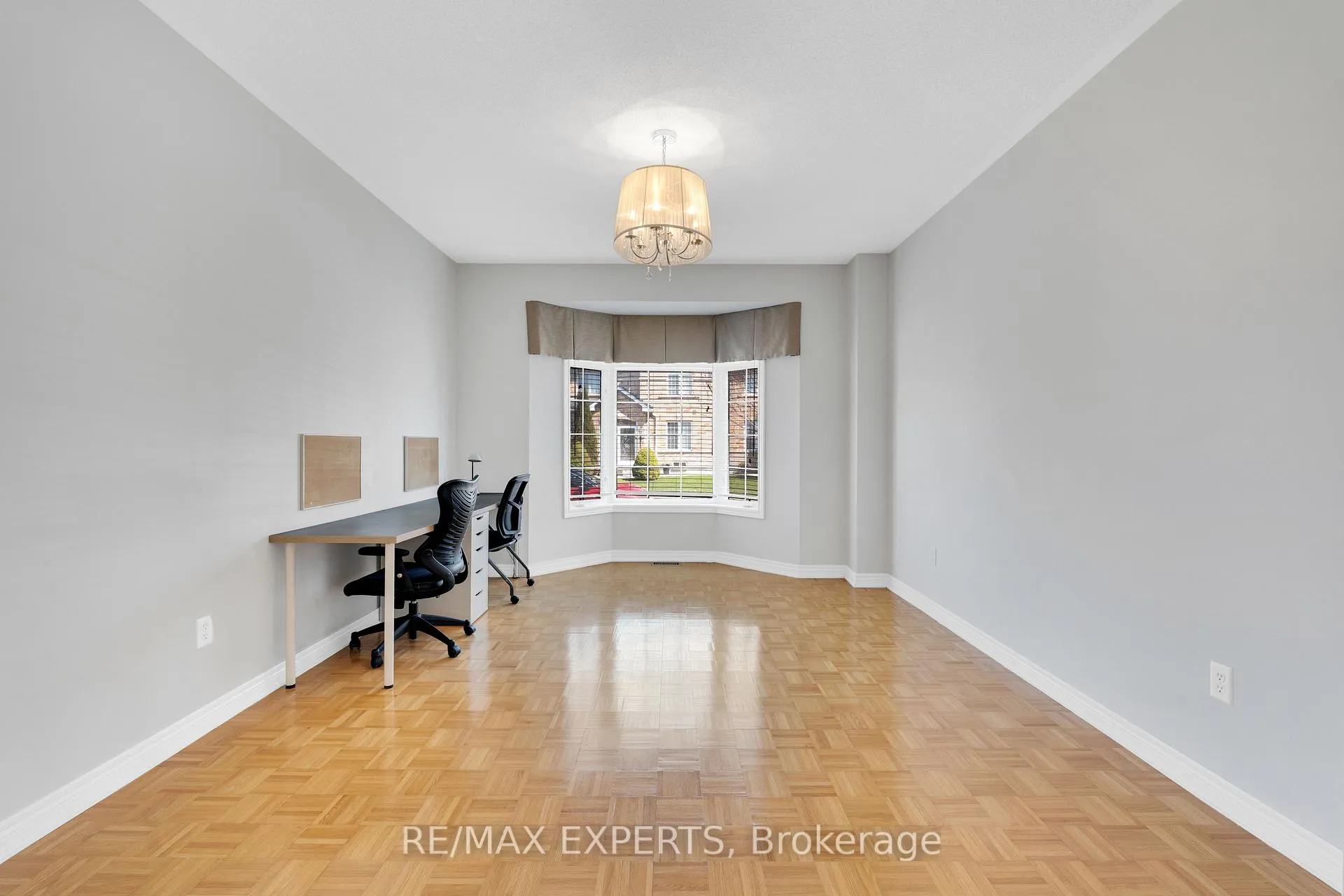 Photo 18 of 52 Goreridge Crescent, Brampton, Bram East — HOMEH