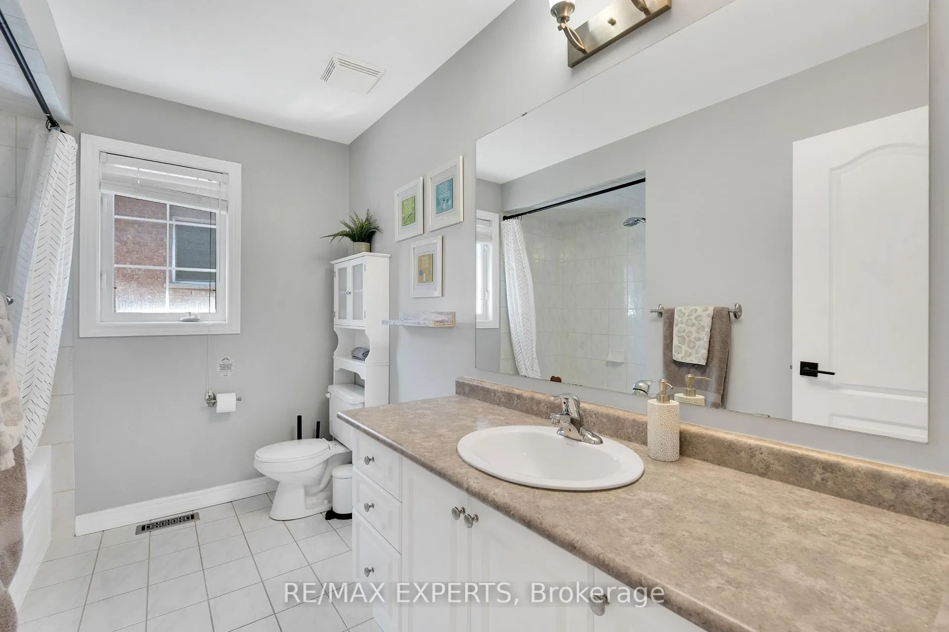 Photo 33 of 52 Goreridge Crescent, Brampton, Bram East — HOMEH