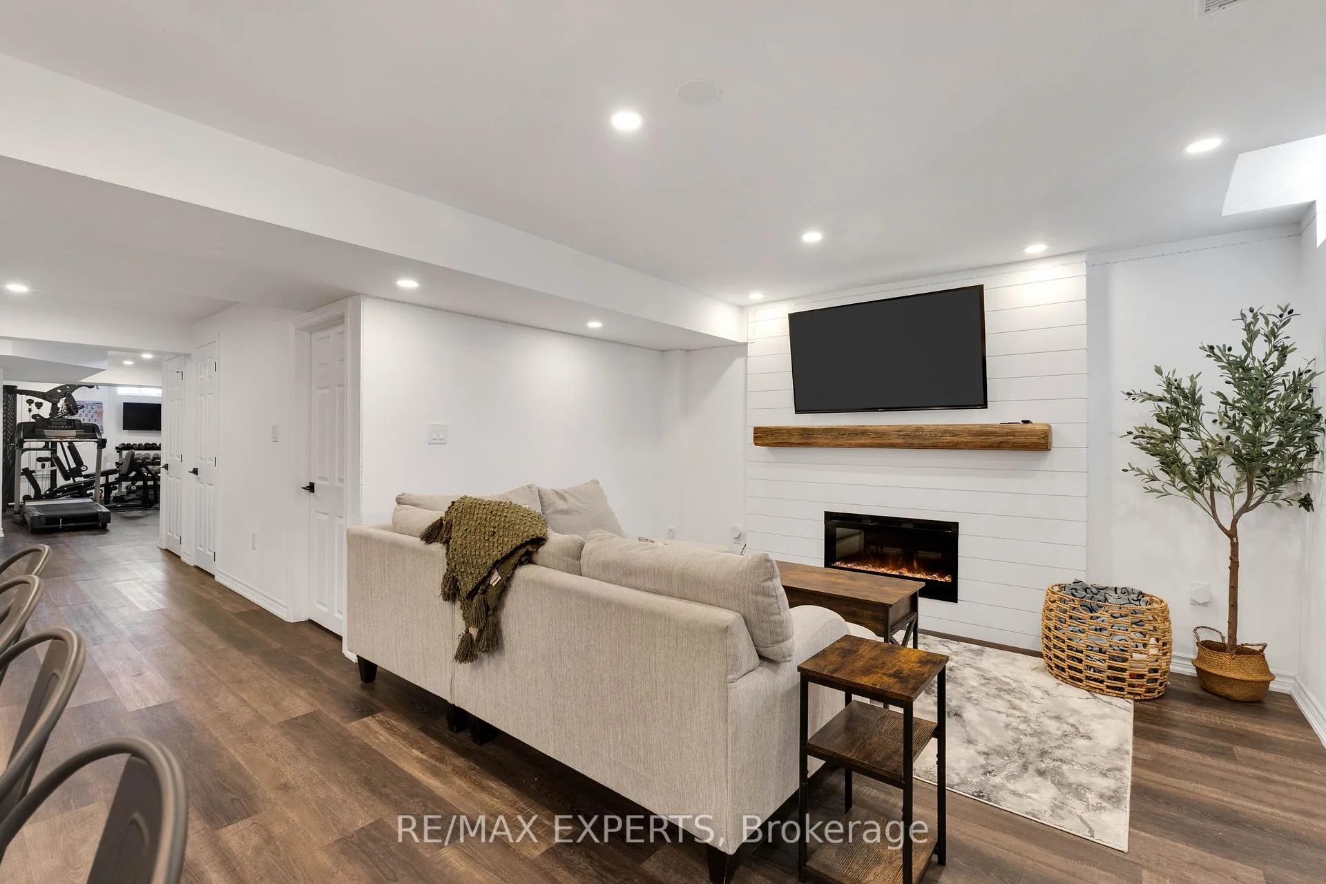 Photo 38 of 52 Goreridge Crescent, Brampton, Bram East — HOMEH